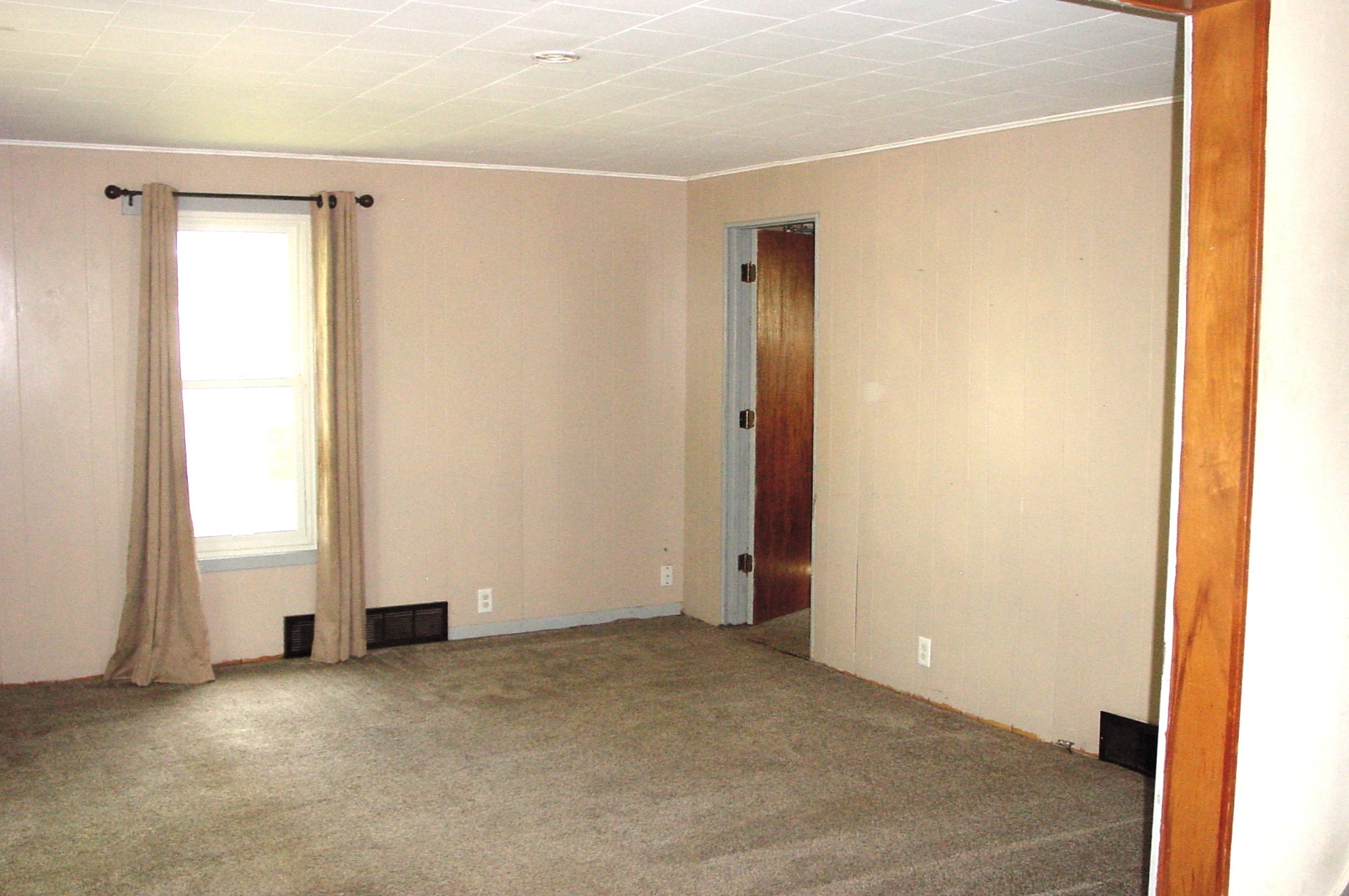 502 Lake Avenue E Property Photo 6