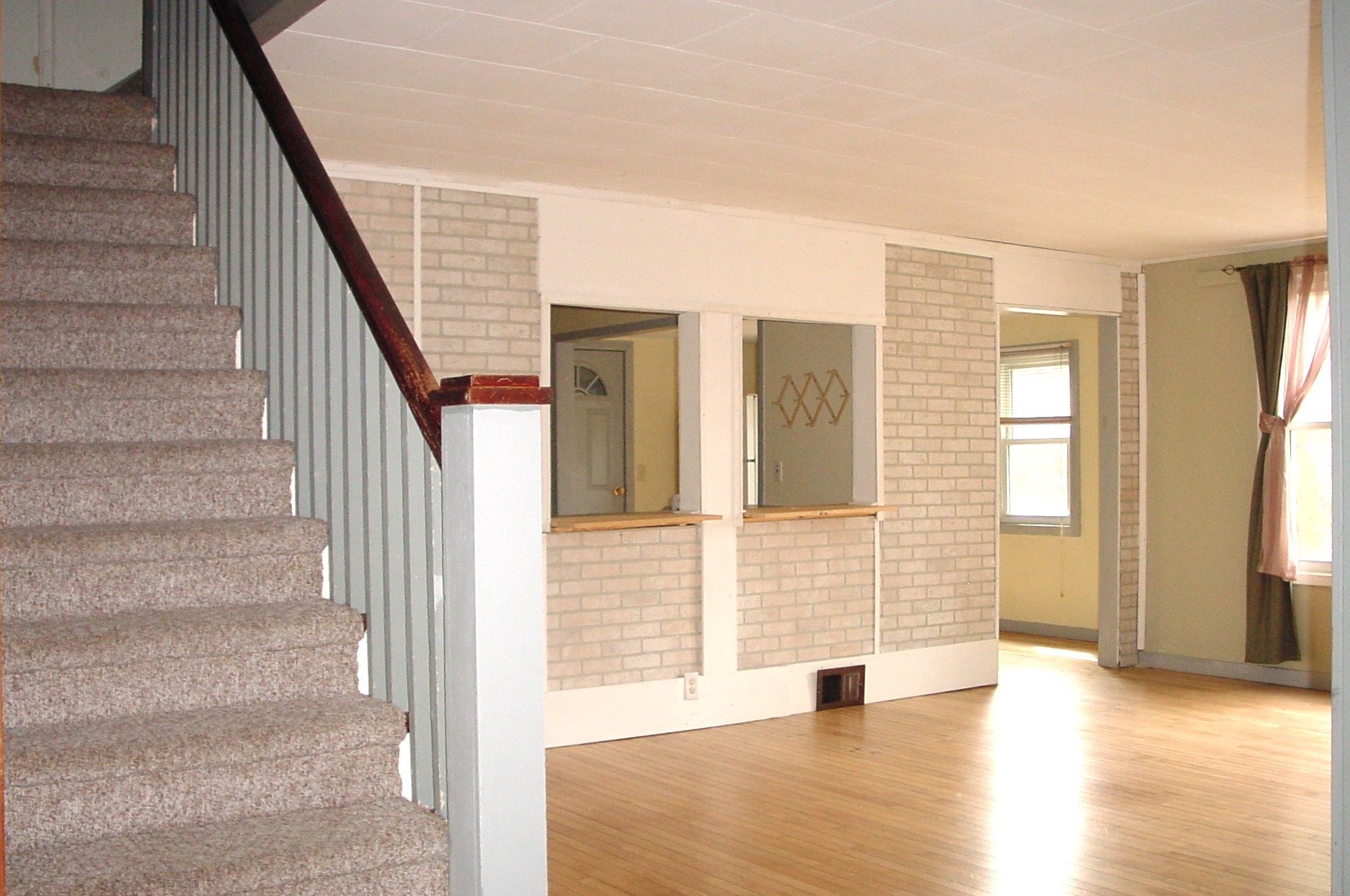 502 Lake Avenue E Property Photo 9