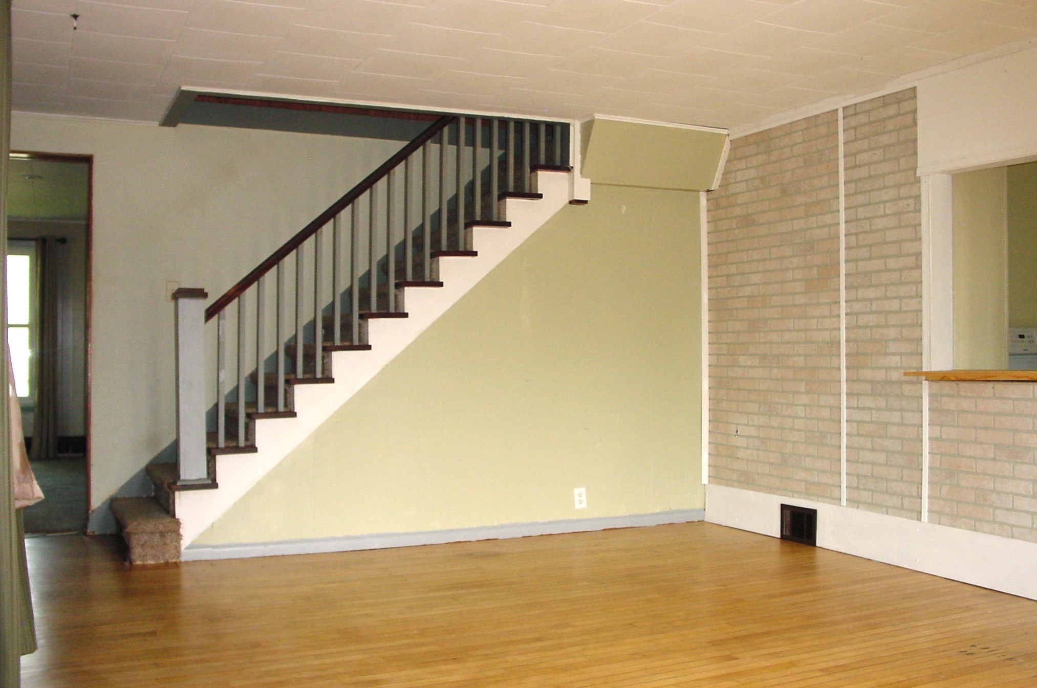 502 Lake Avenue E Property Photo 12