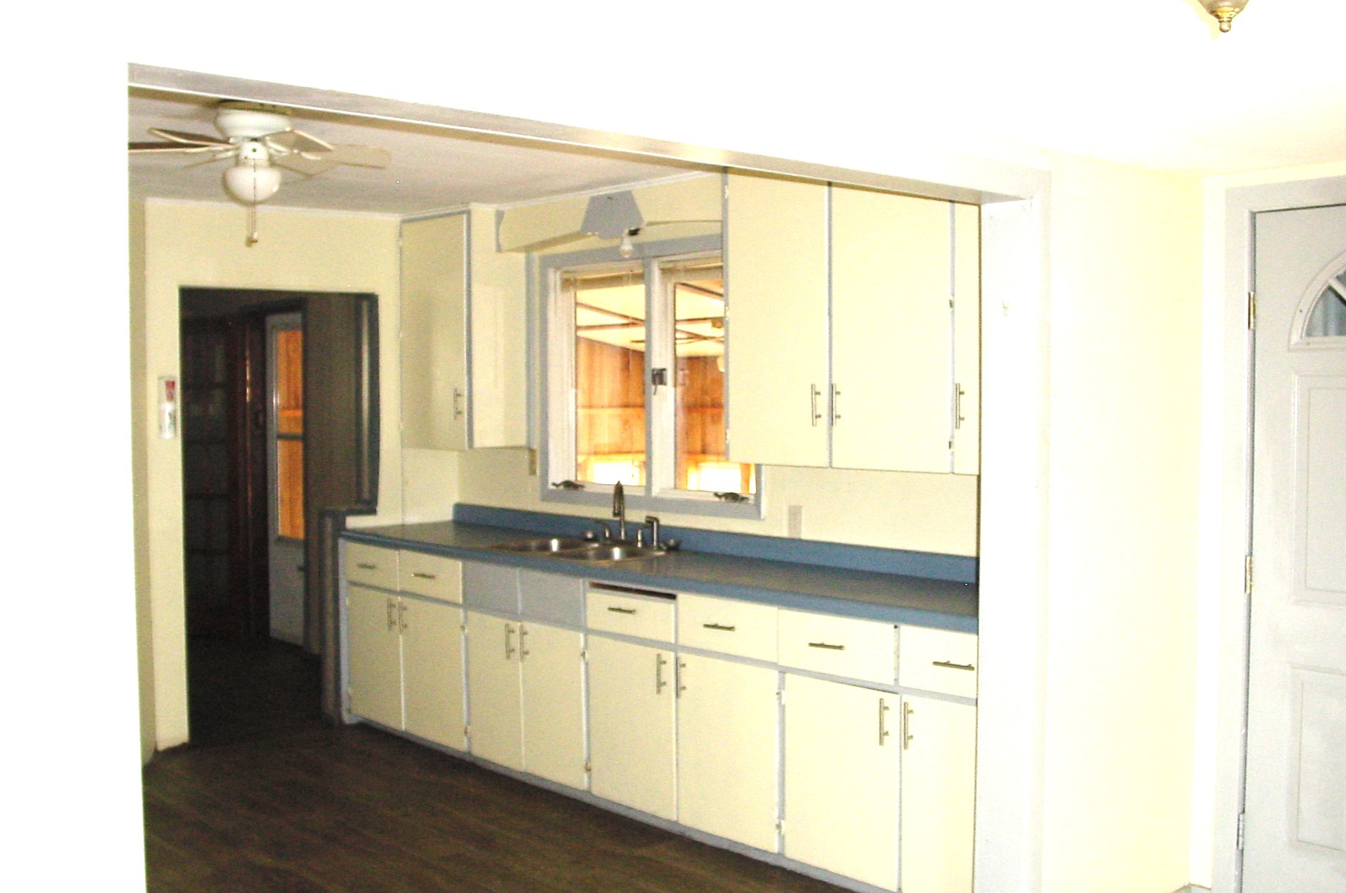 502 Lake Avenue E Property Photo 14