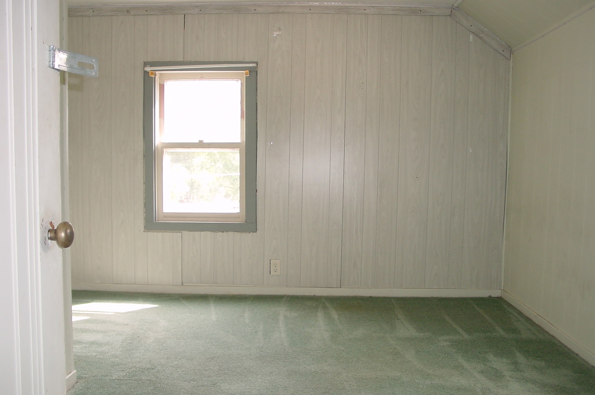 502 Lake Avenue E Property Photo 25
