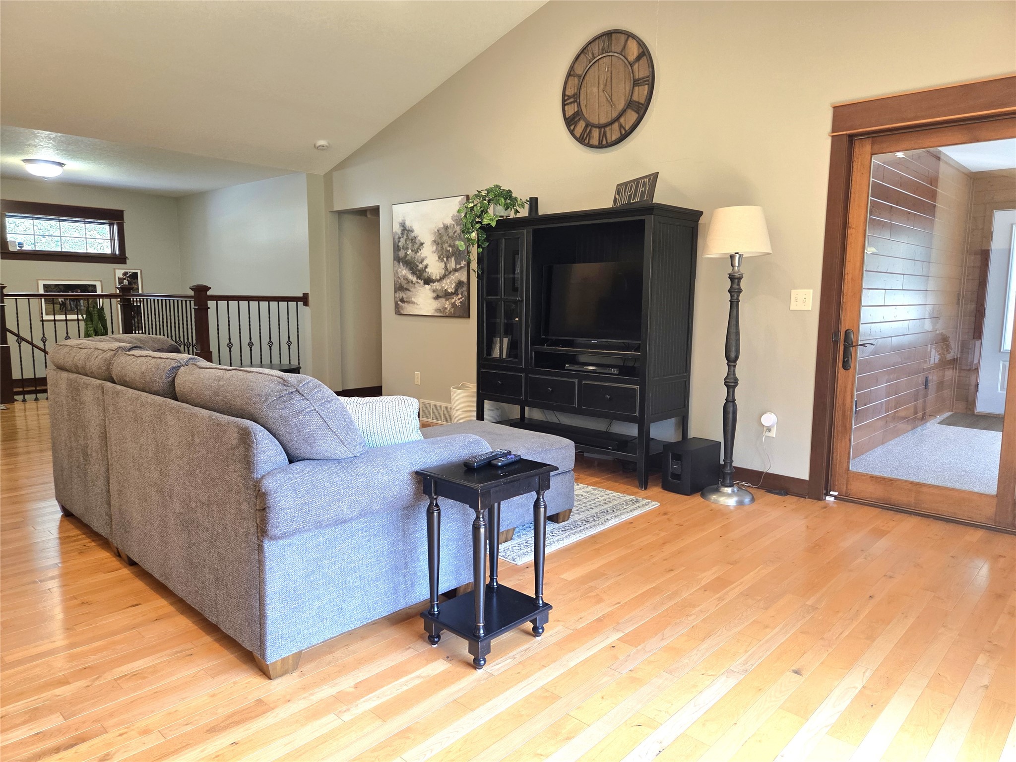 910 Scharbillig Court Property Photo 11