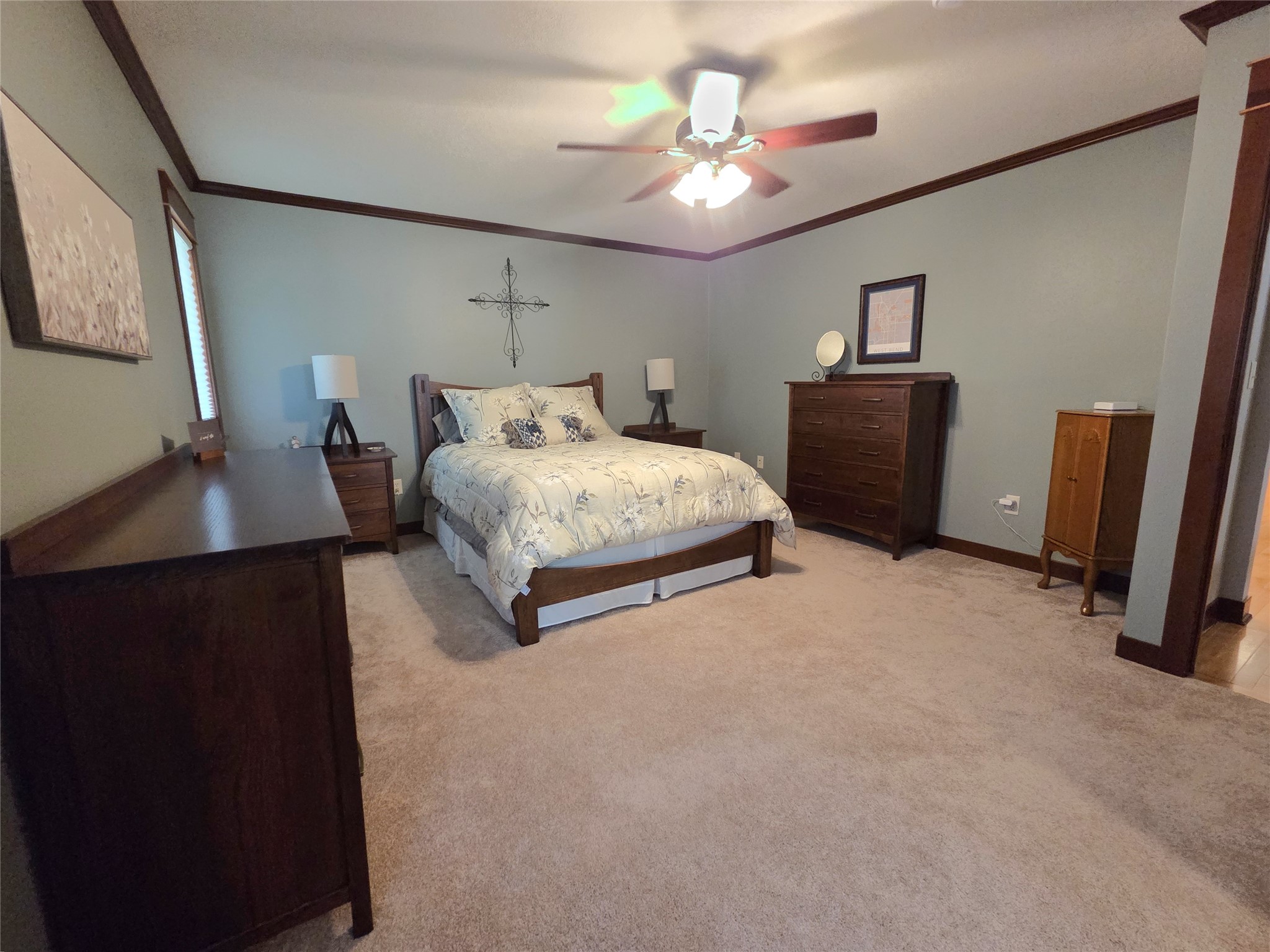 910 Scharbillig Court Property Photo 18