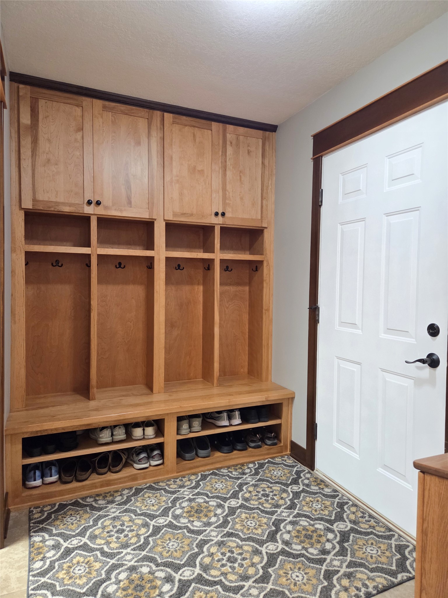 910 Scharbillig Court Property Photo 30