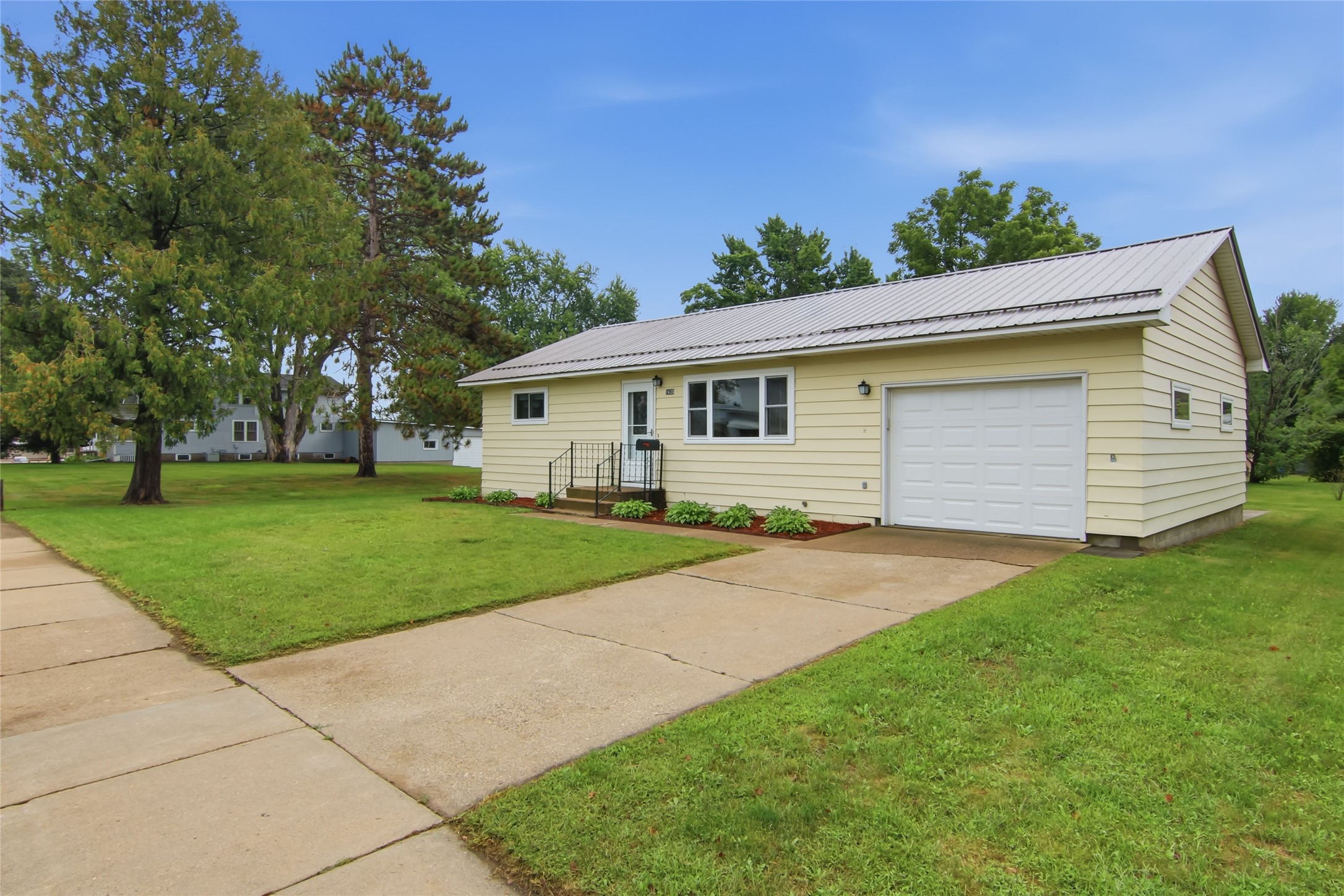 1630 19th Avenue Property Photo 2
