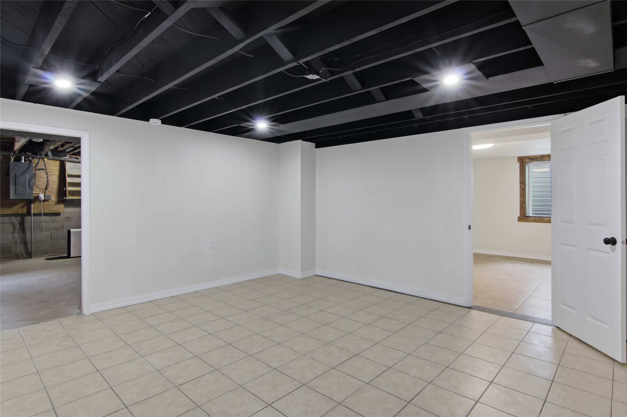 1616 Donald Avenue Property Photo 20