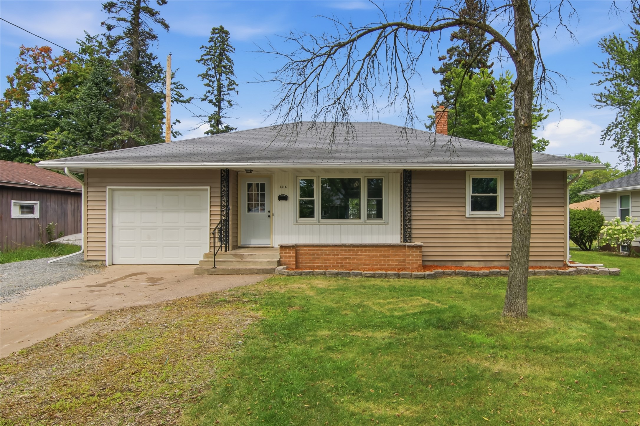 1616 Donald Avenue Property Photo 23