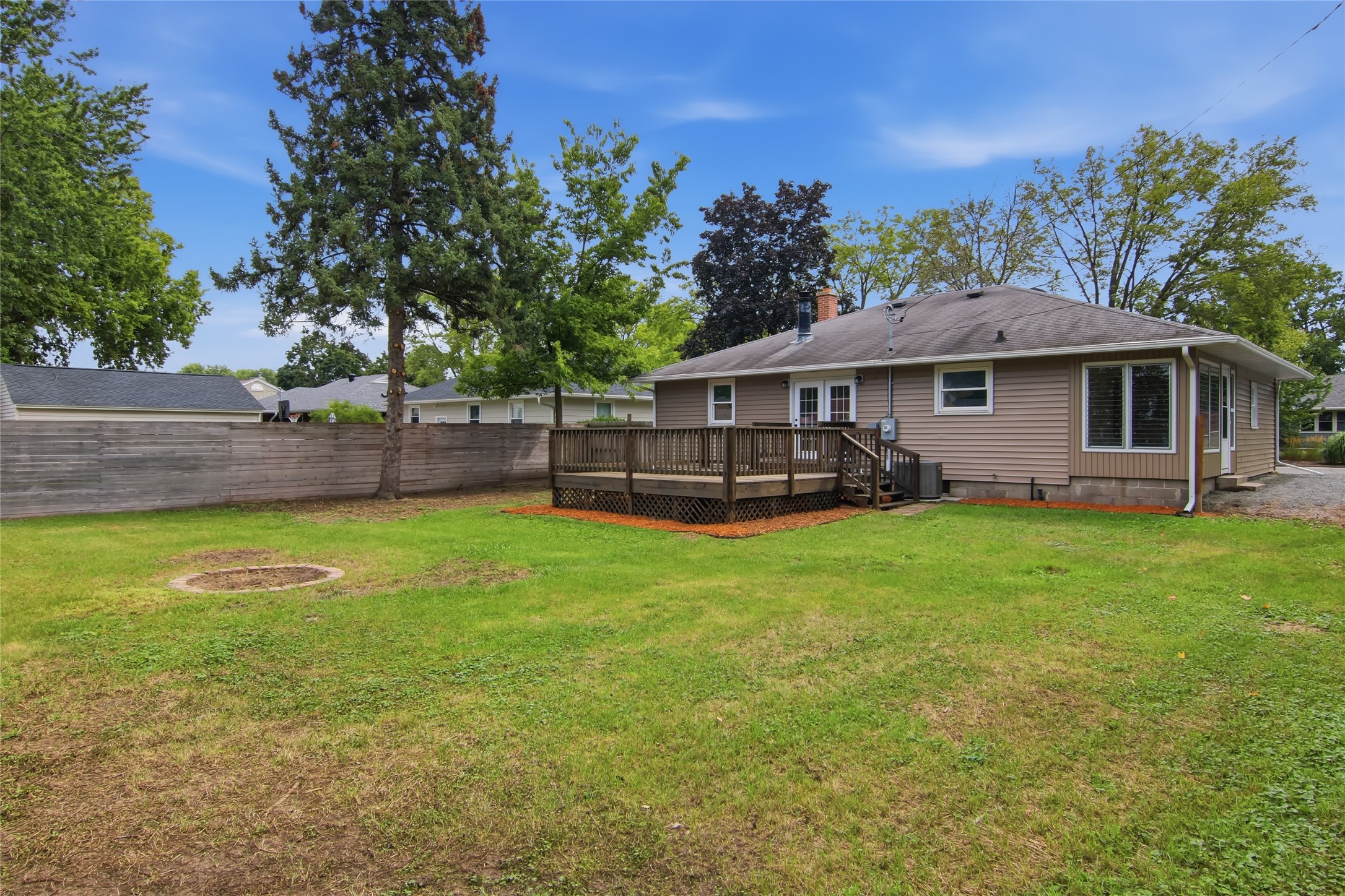 1616 Donald Avenue Property Photo 27