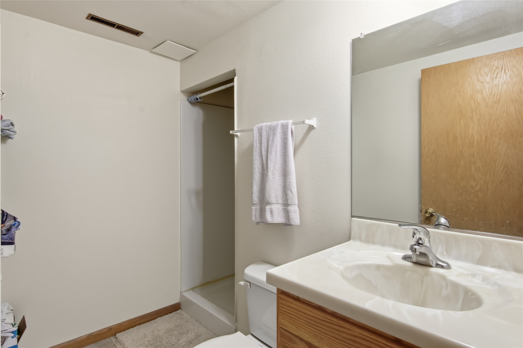 5620 170th Street 5618 Property Photo 10