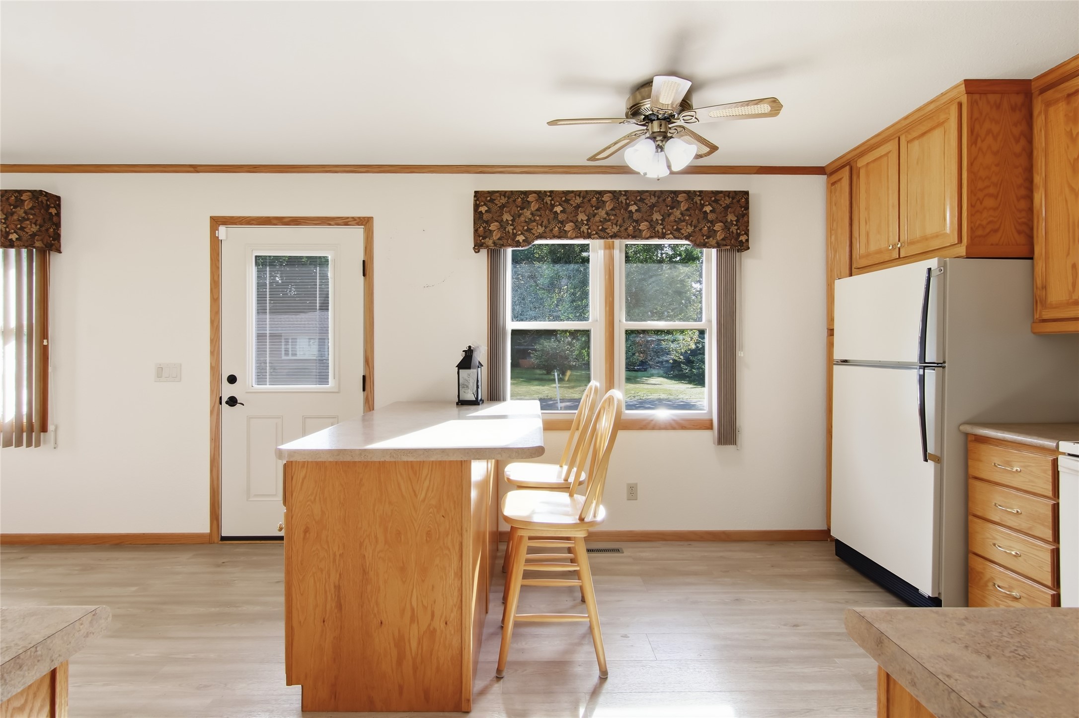 5620 170th Street 5618 Property Photo 17