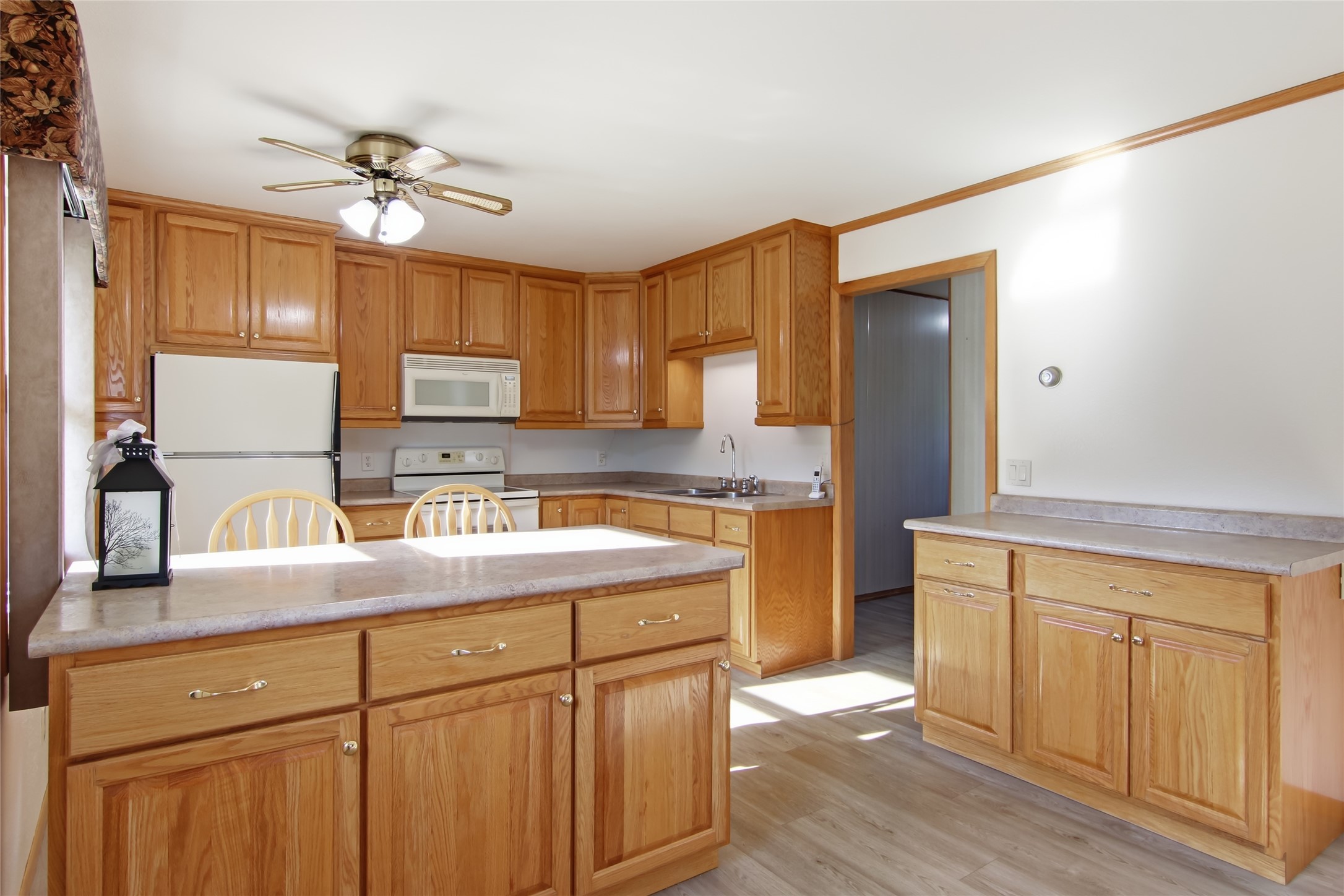 5620 170th Street 5618 Property Photo 19