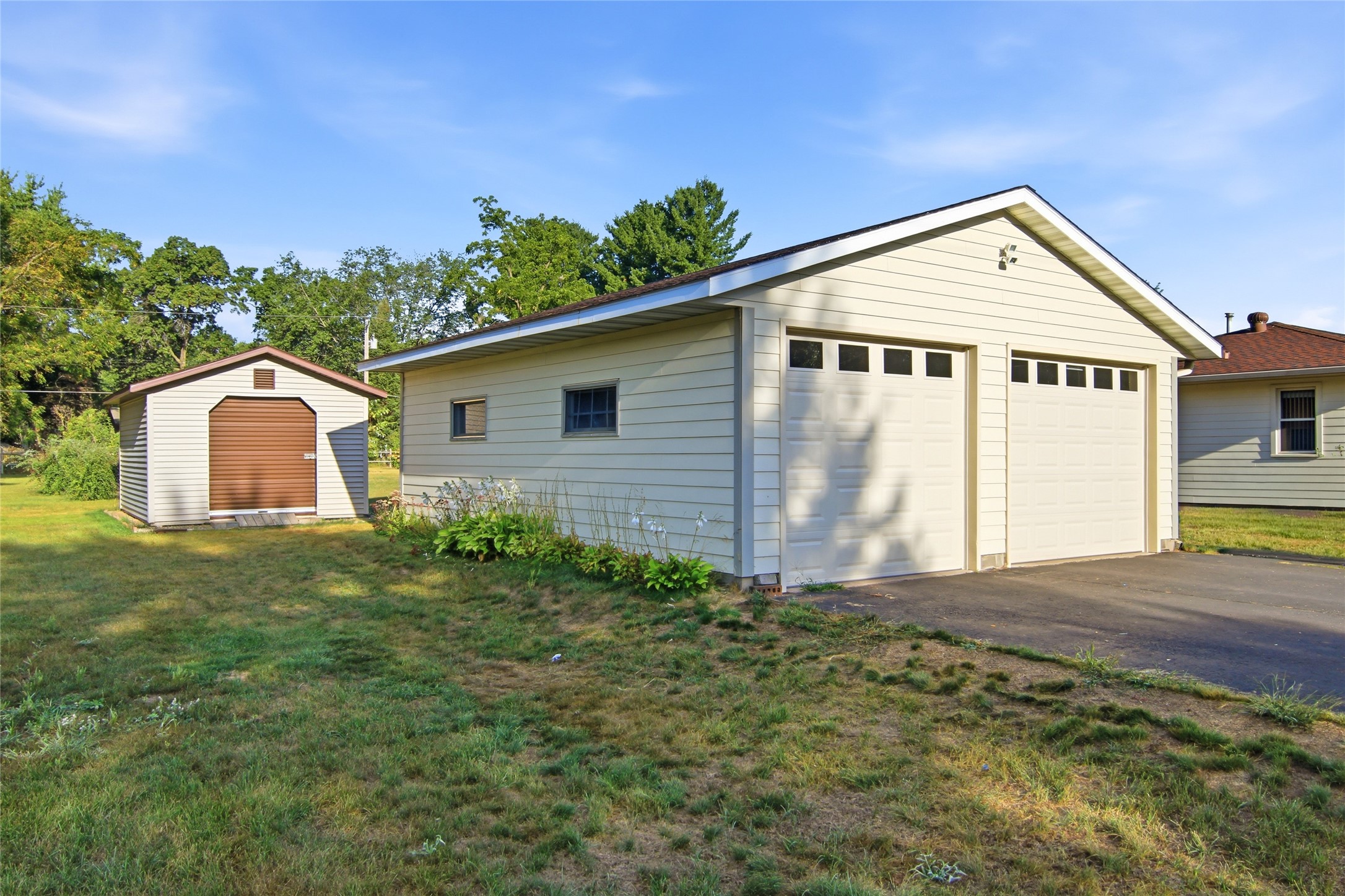 5620 170th Street 5618 Property Photo 42