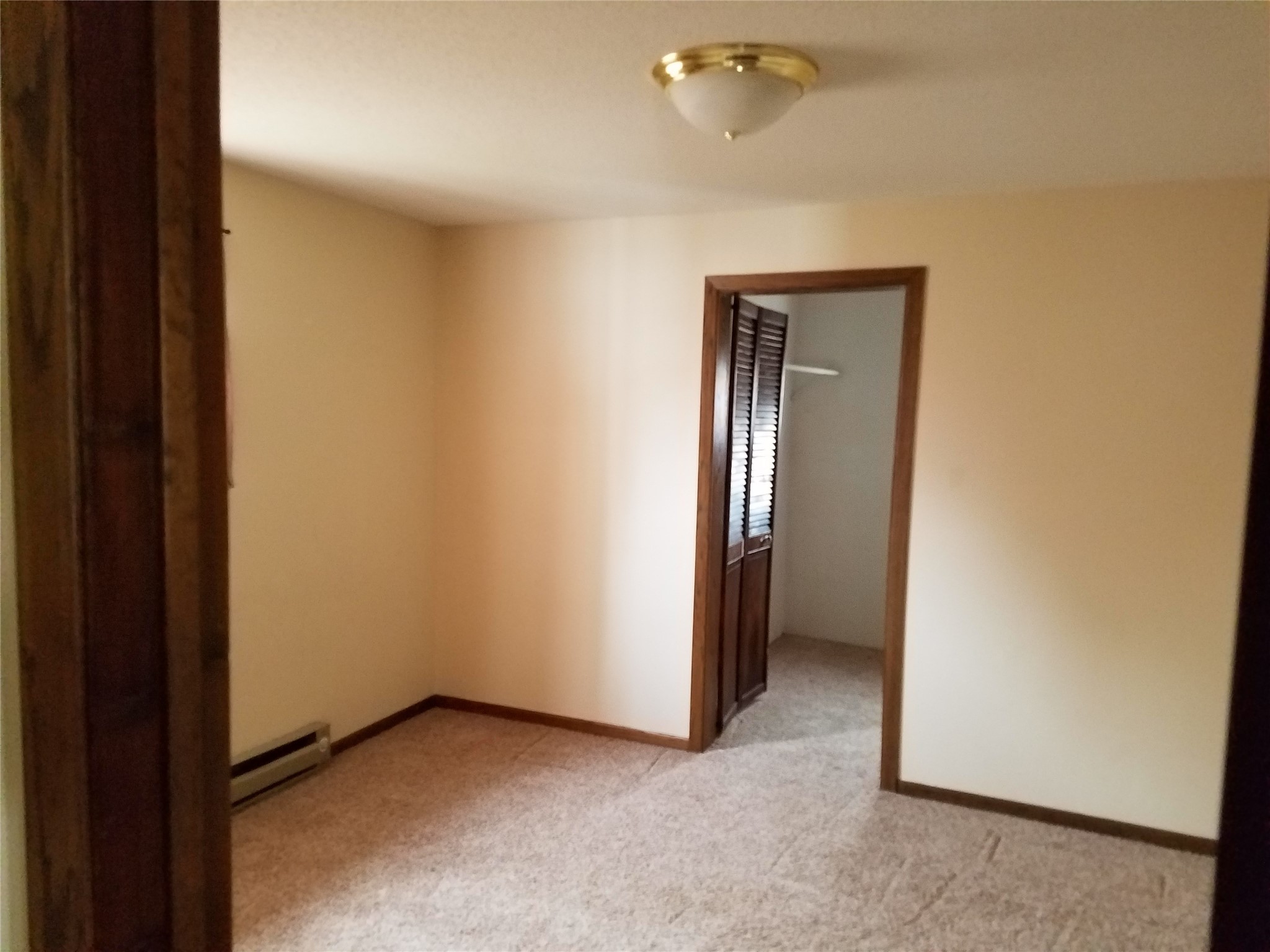 915 Miles Street 1-2 Property Photo 14