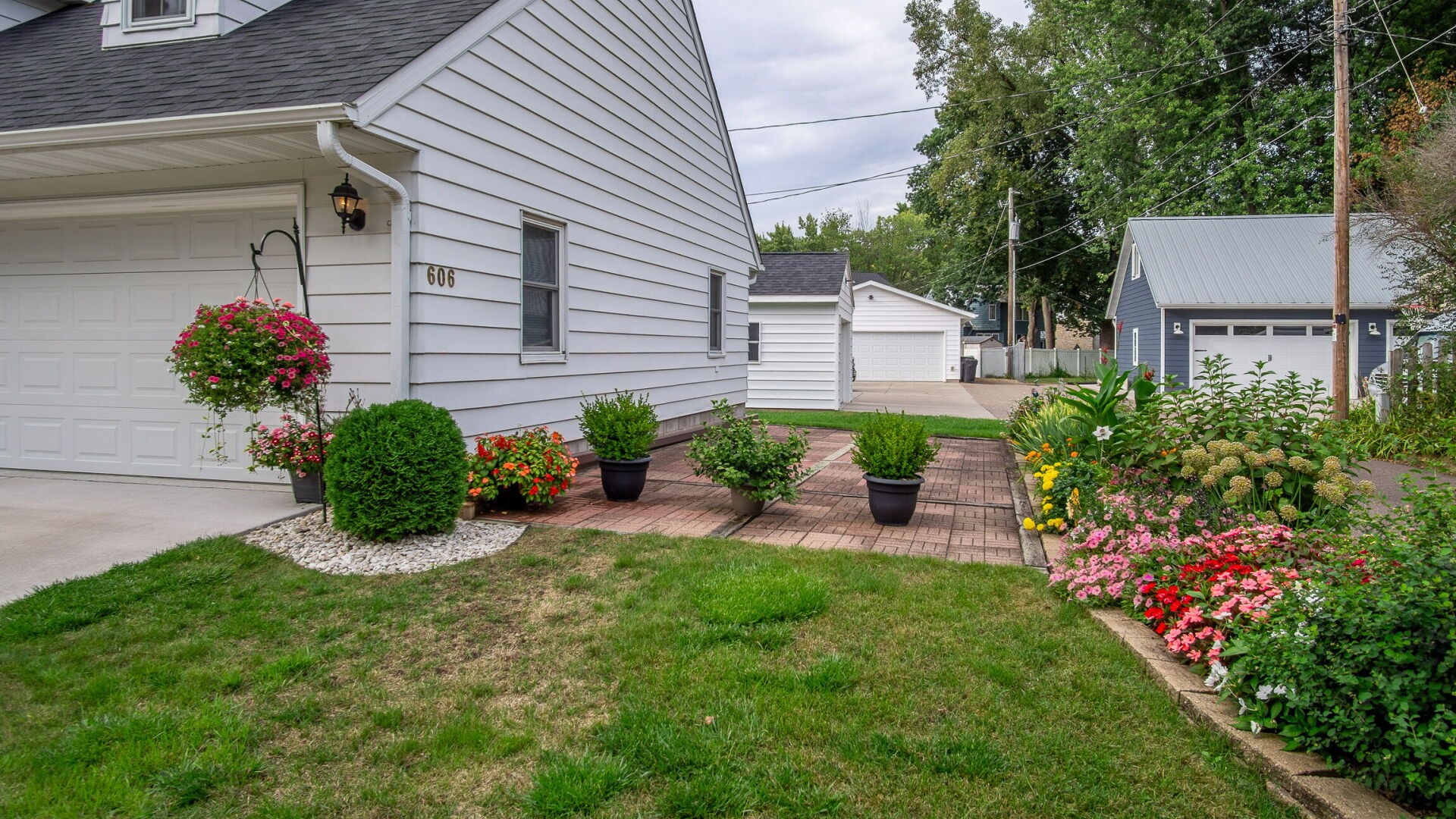 606 Gilbert Ave. Property Photo 39