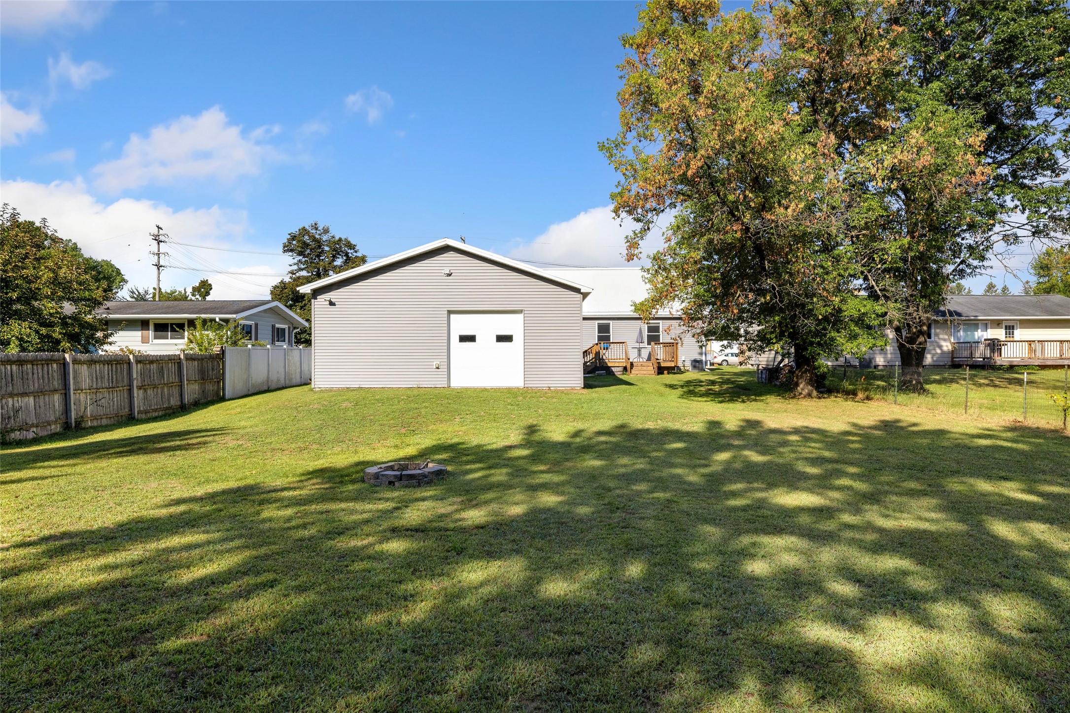 651 Elm Street Property Photo 26