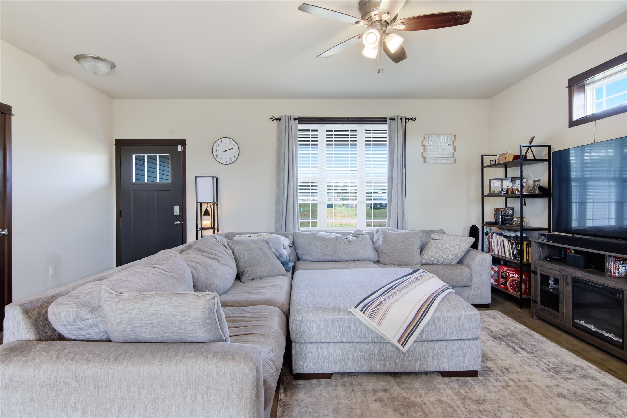 14571 41st Avenue Property Photo 5