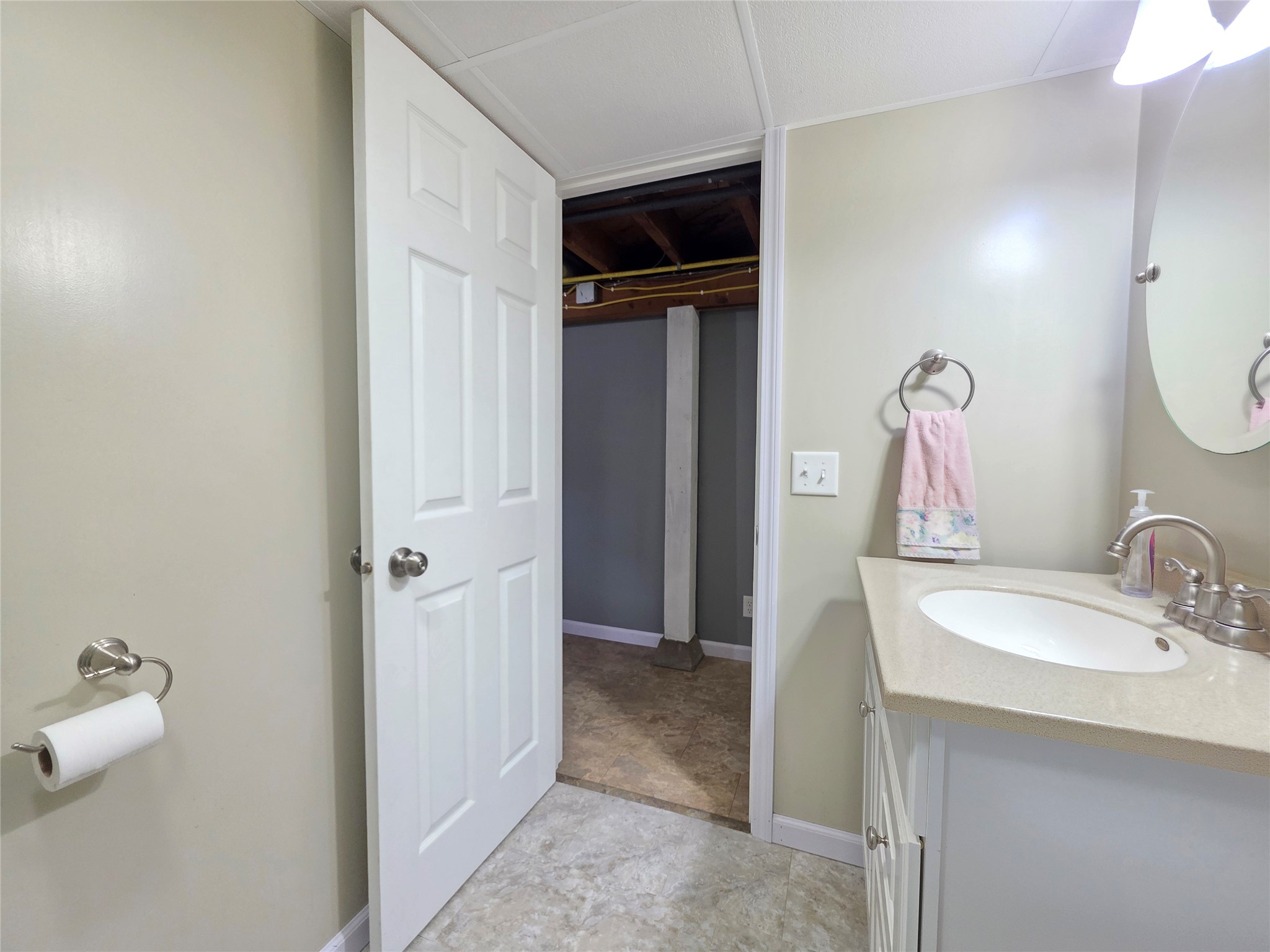 3250 Melby Street Property Photo 25