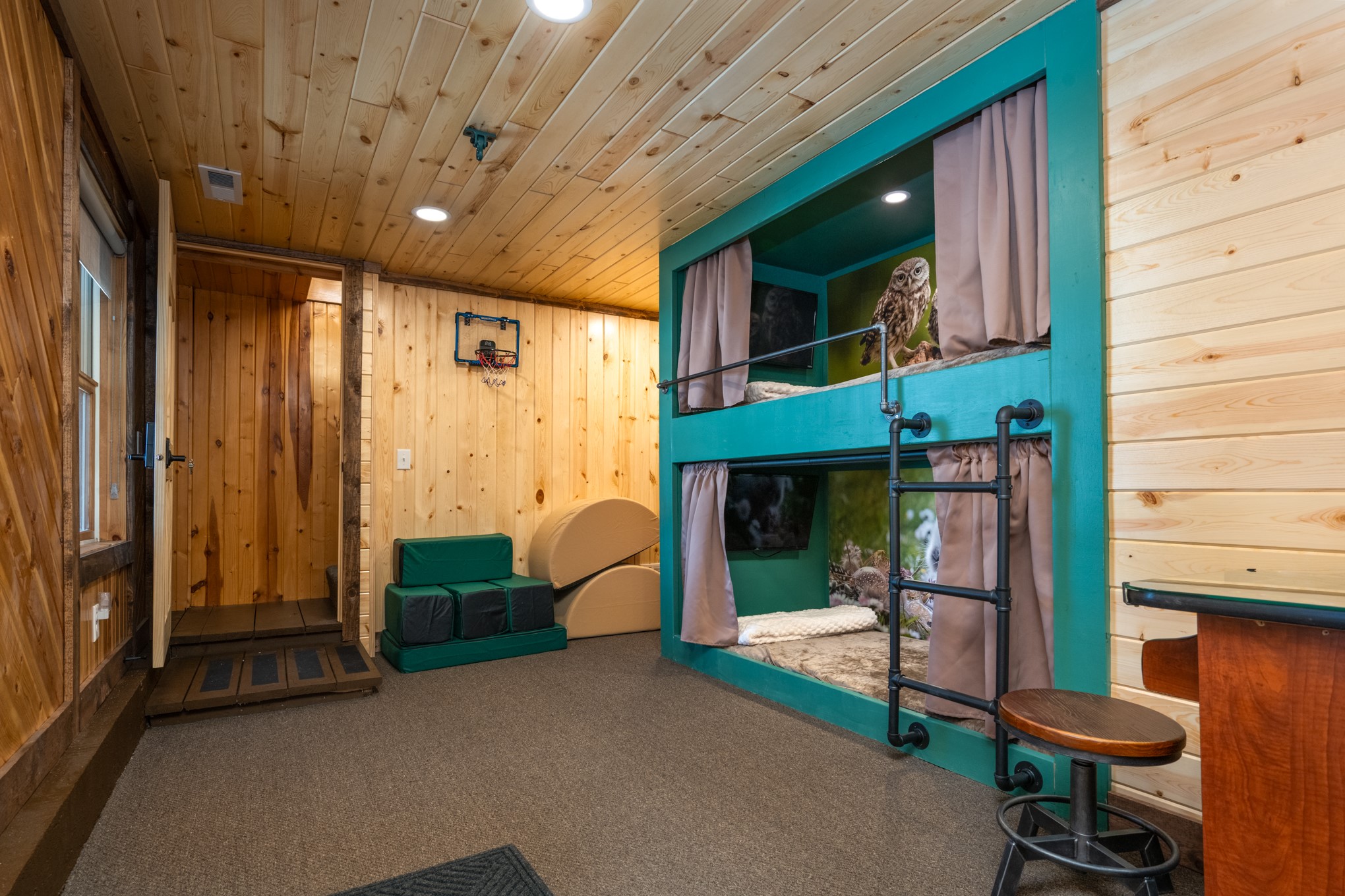 2016 81st Street Property Photo 22