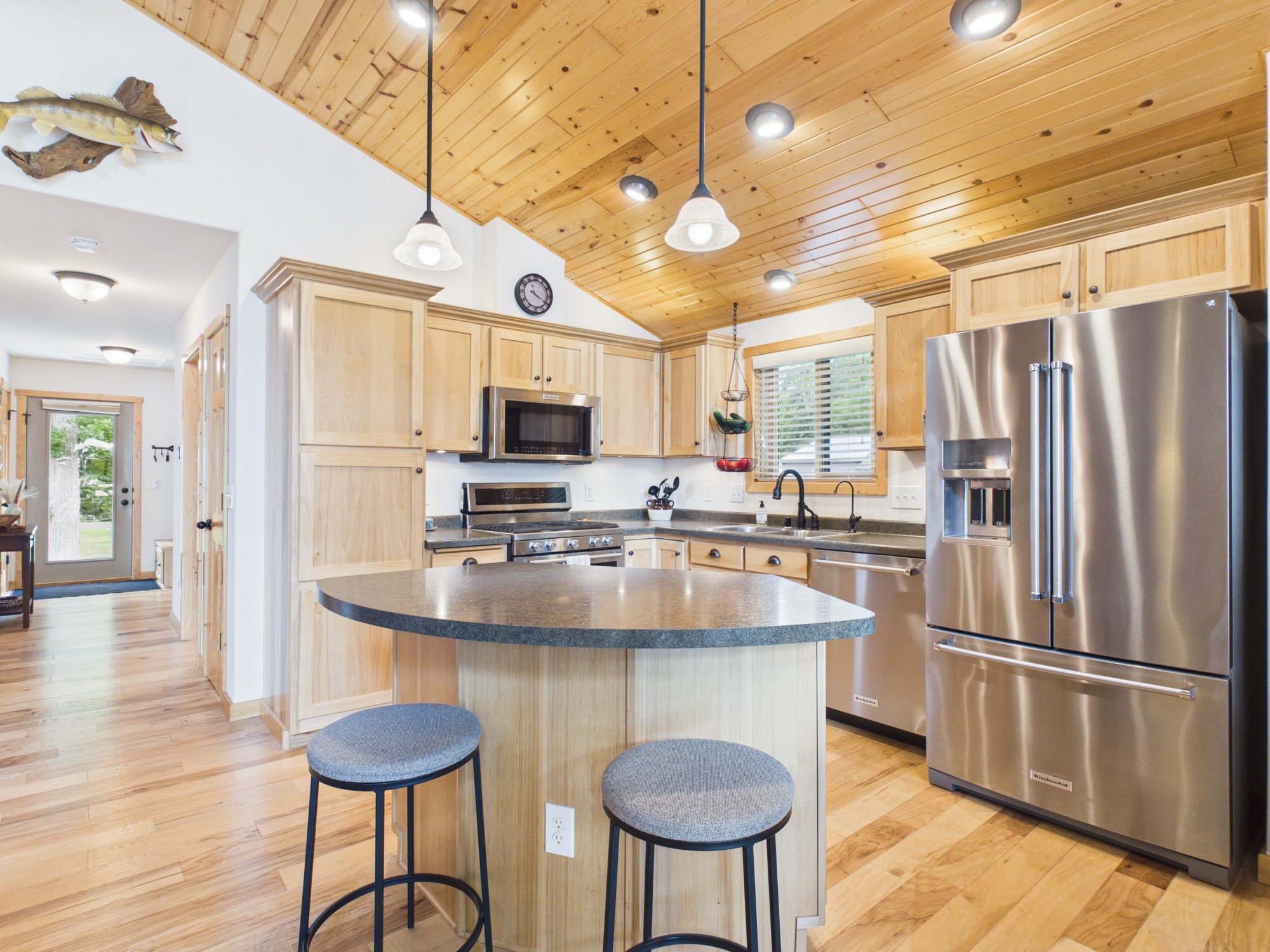 6660 Lonestar Road Property Photo 4