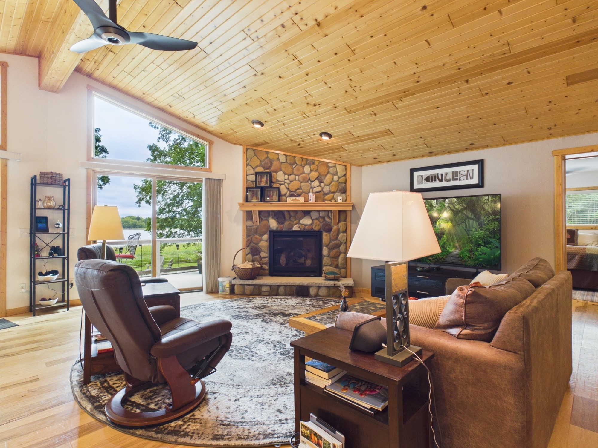 6660 Lonestar Road Property Photo 9