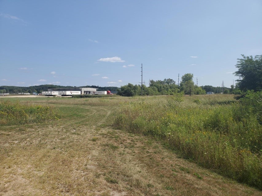 00 State Highway 16 Property Photo 30