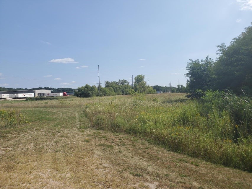 00 State Highway 16 Property Photo 39