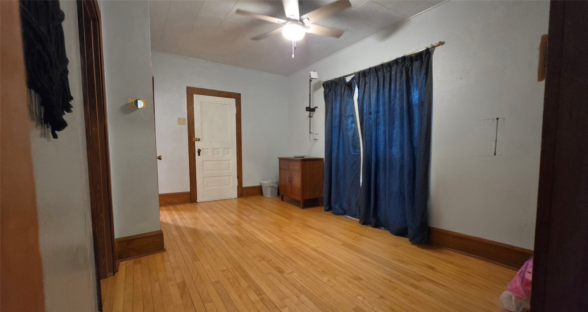 2416 4th Street Property Photo 7
