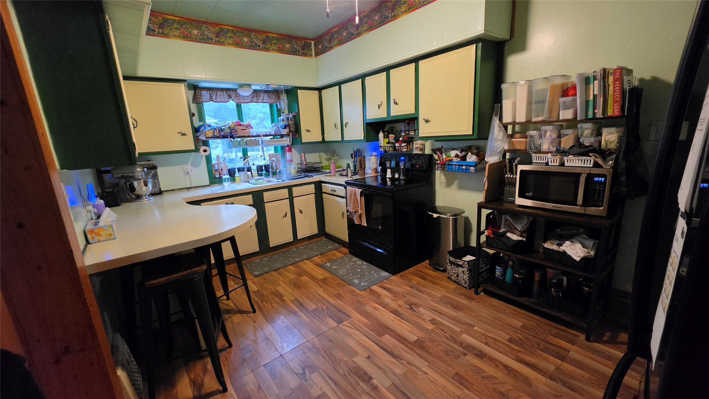 2416 4th Street Property Photo 9