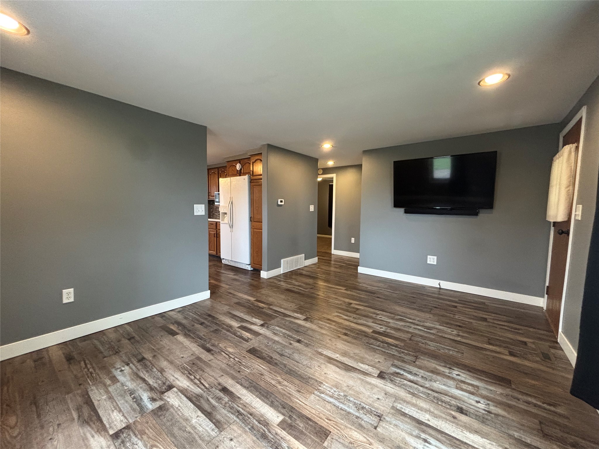902 Queen Street Property Photo 16