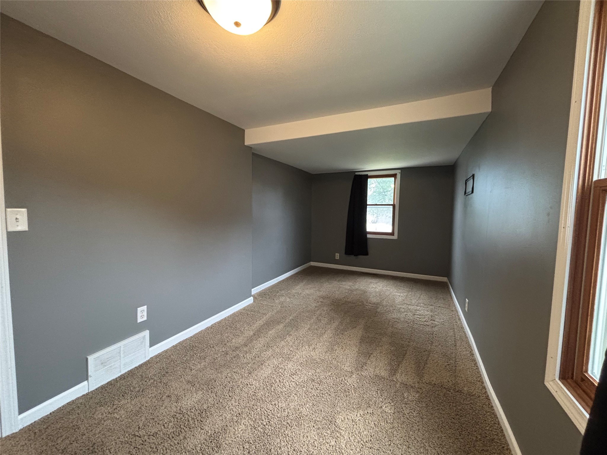 902 Queen Street Property Photo 19