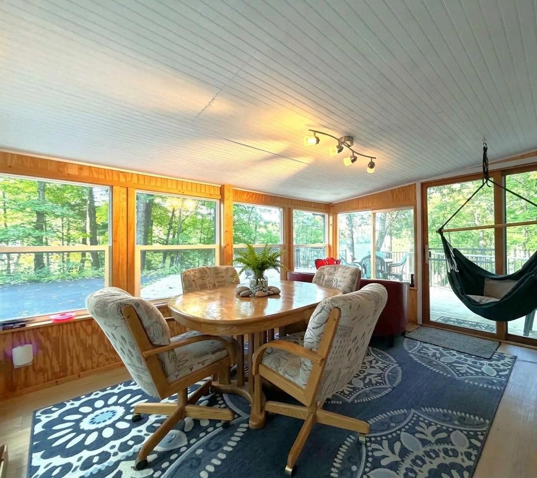 3431 N Blackhawk Road Property Photo 15