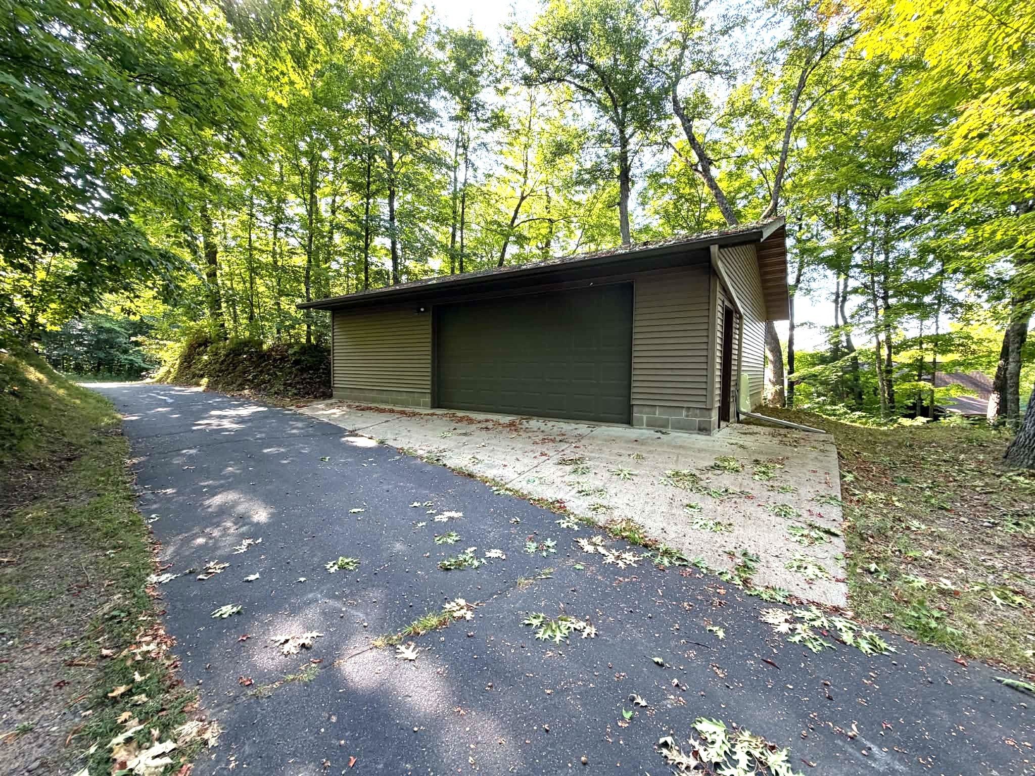 3431 N Blackhawk Road Property Photo 29