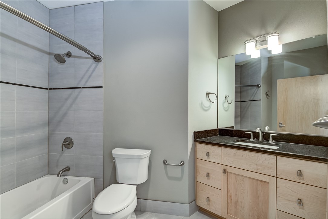 401 Pinnacle Way 210 Property Photo 17