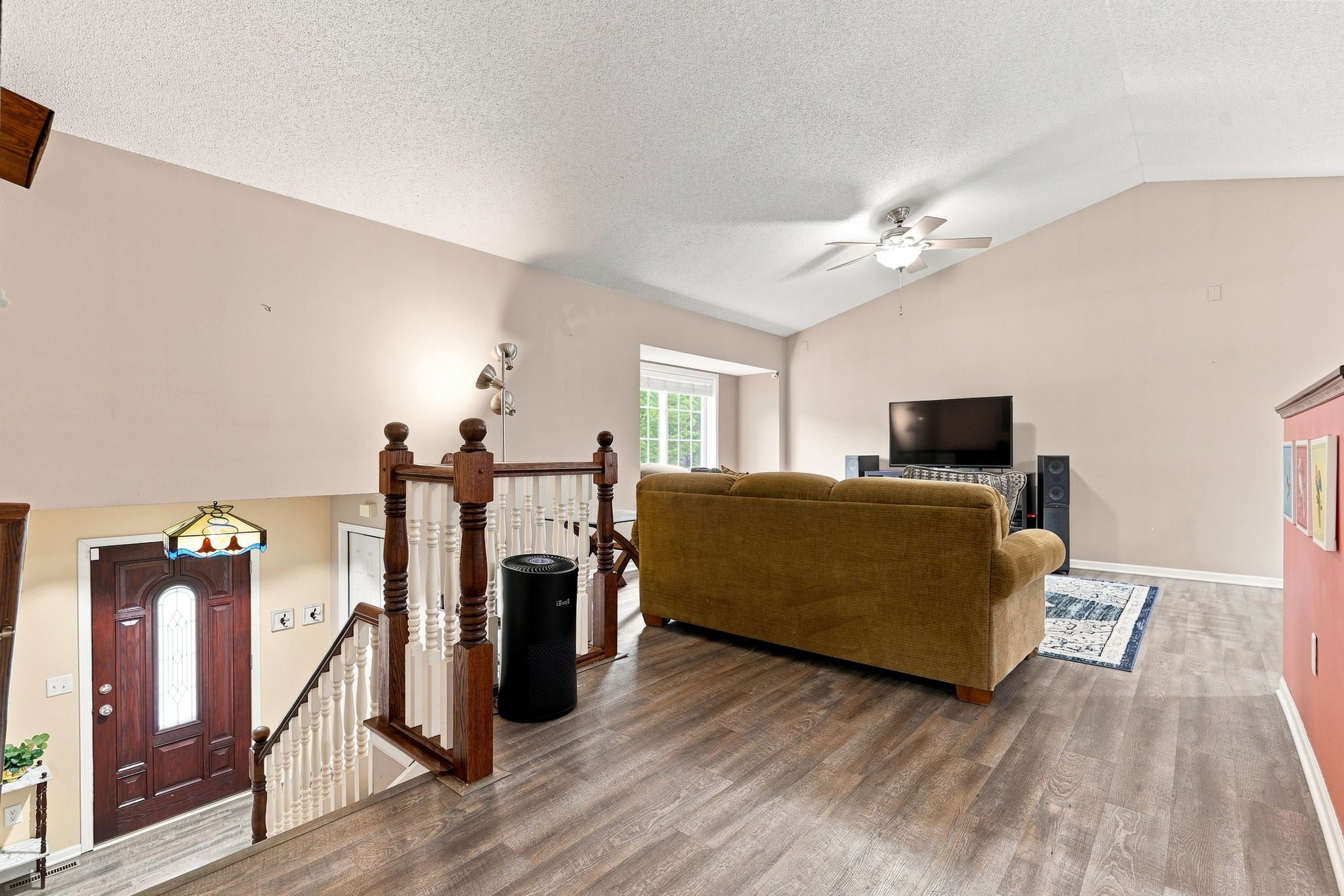 815 Colby Property Photo 3