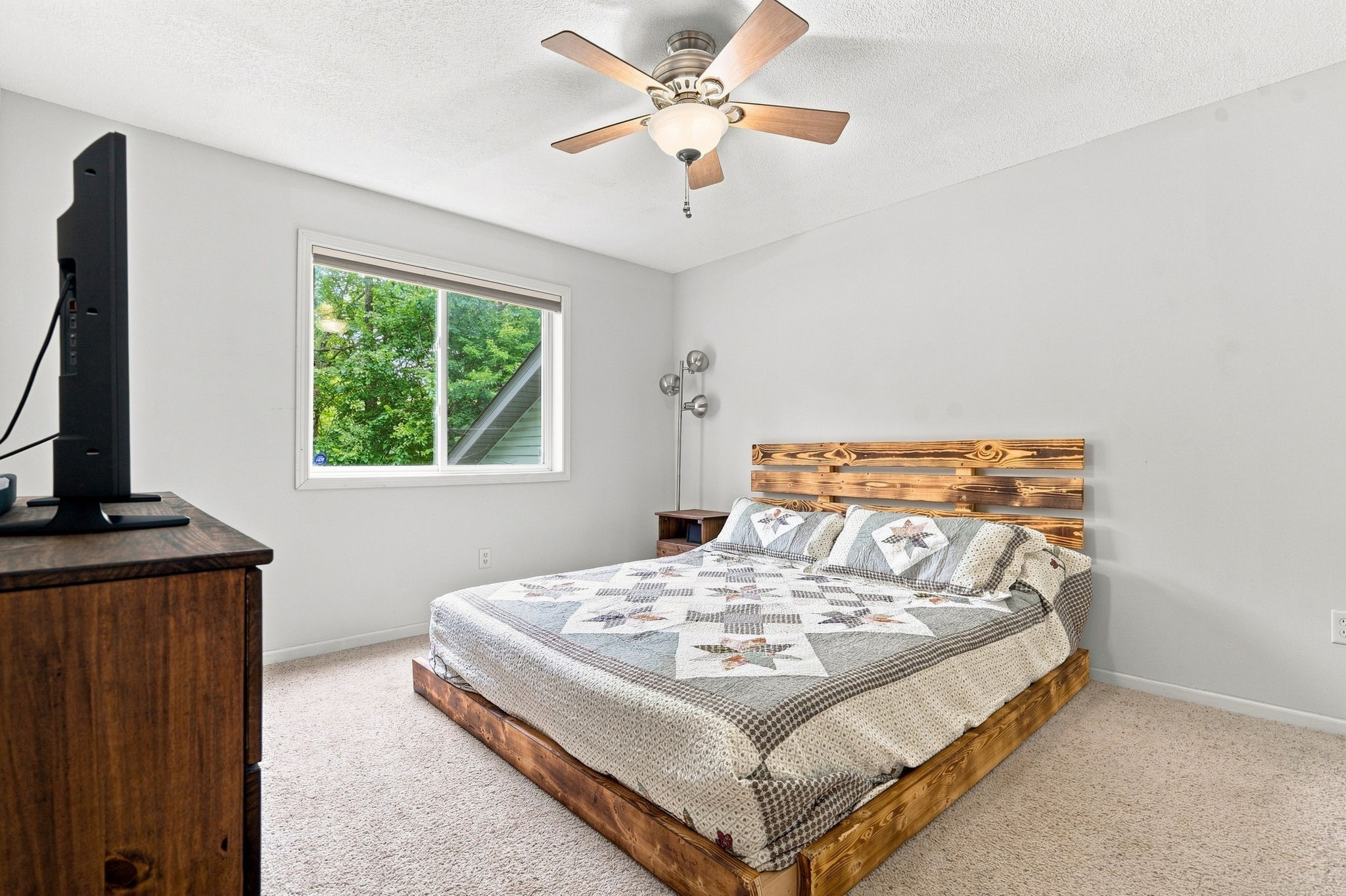 815 Colby Property Photo 5