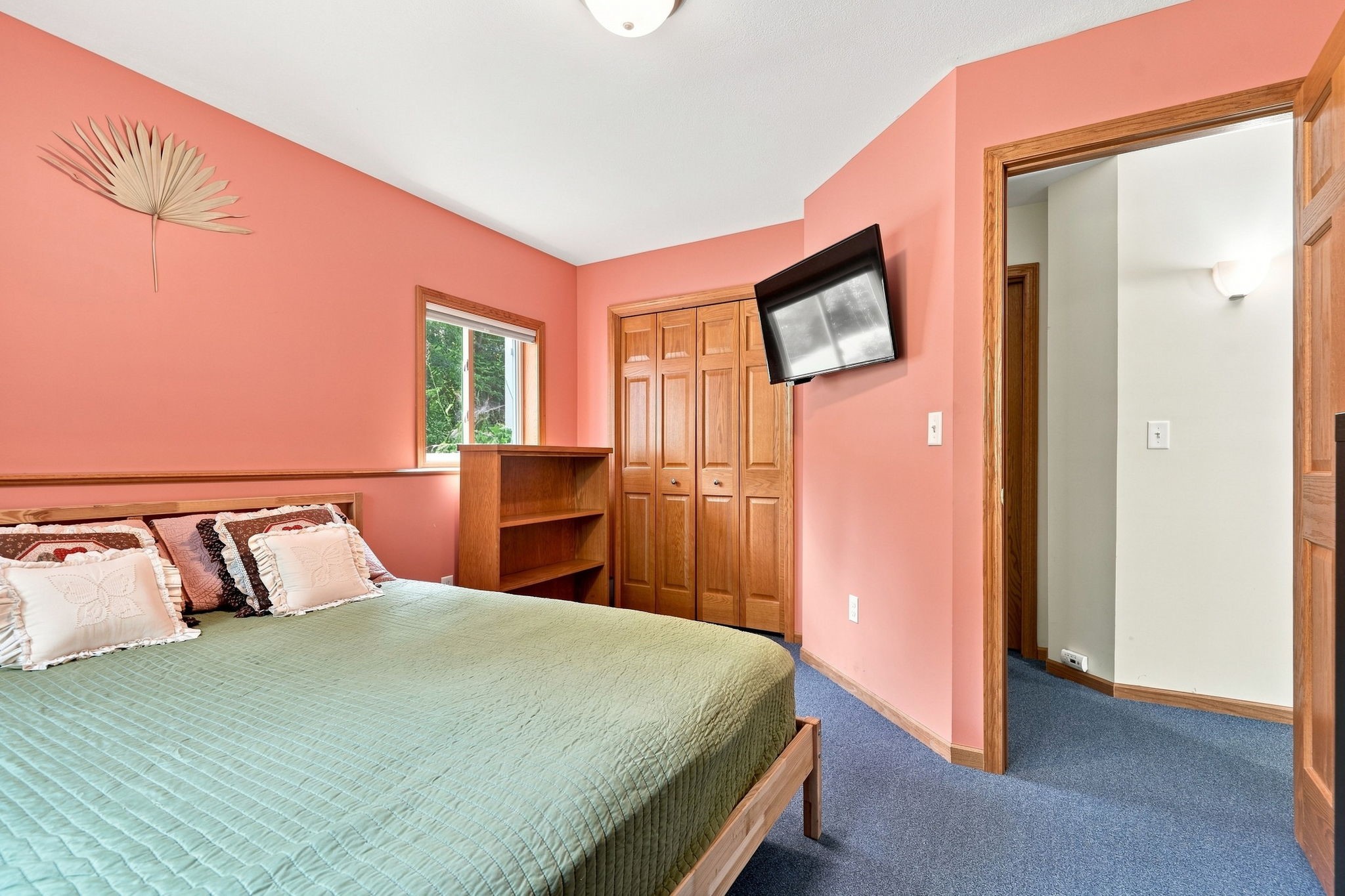 815 Colby Property Photo 19