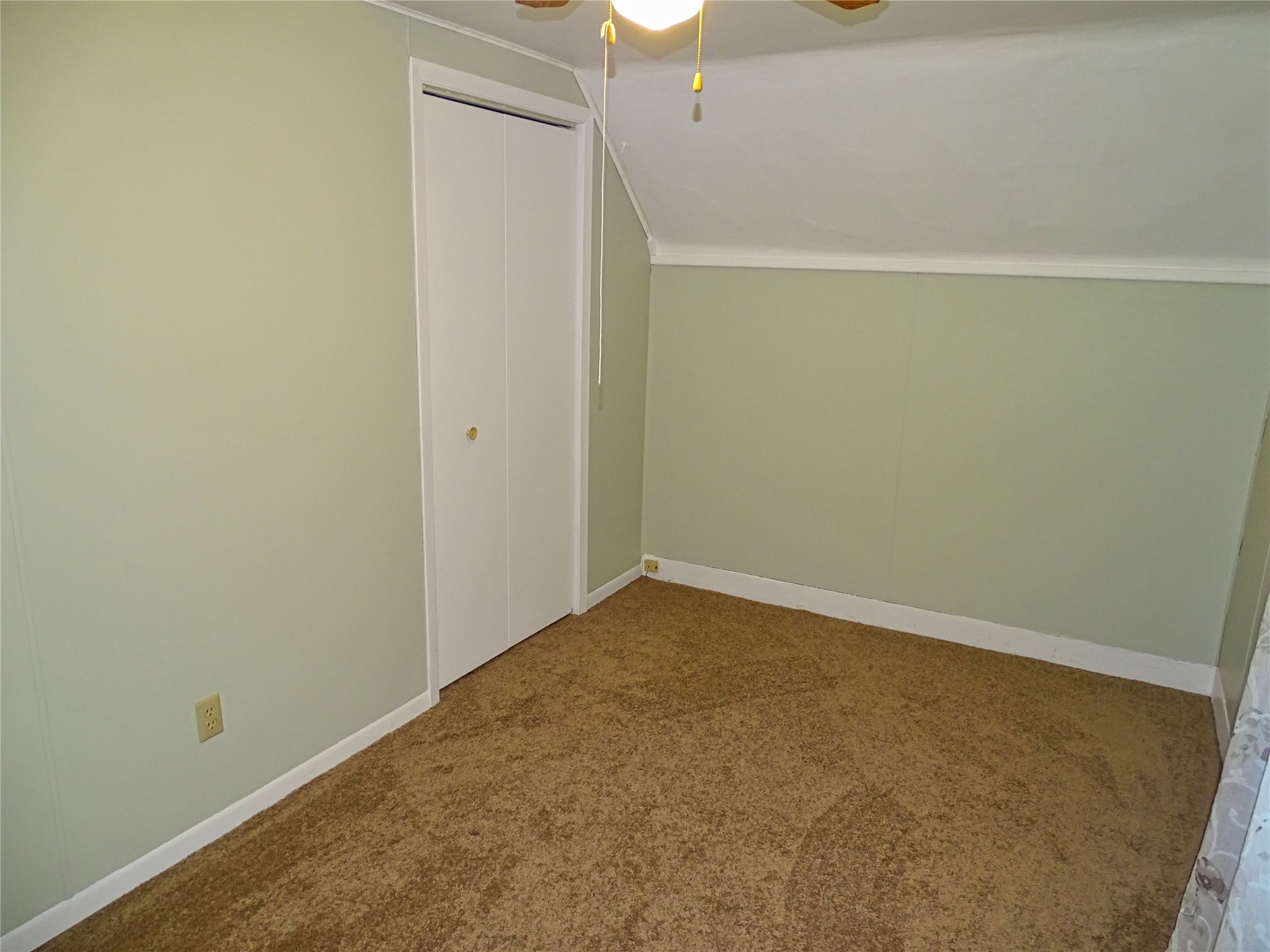 402 E Prospect Street Property Photo 23