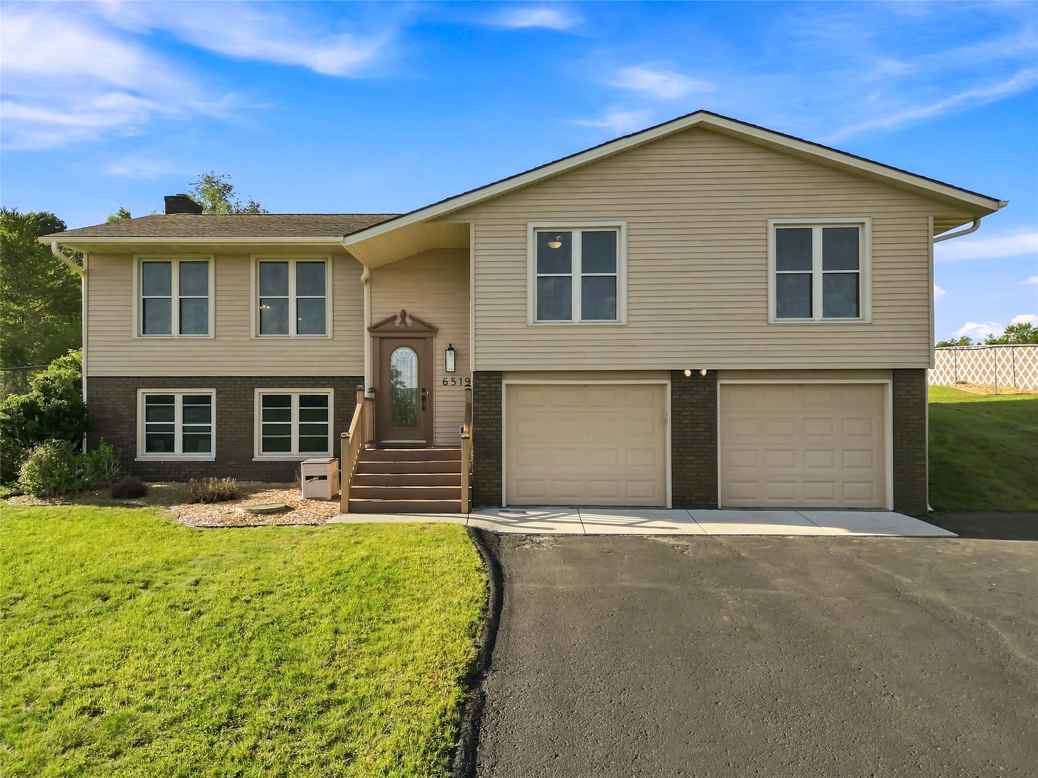6519 S Shore Drive Property Photo 1