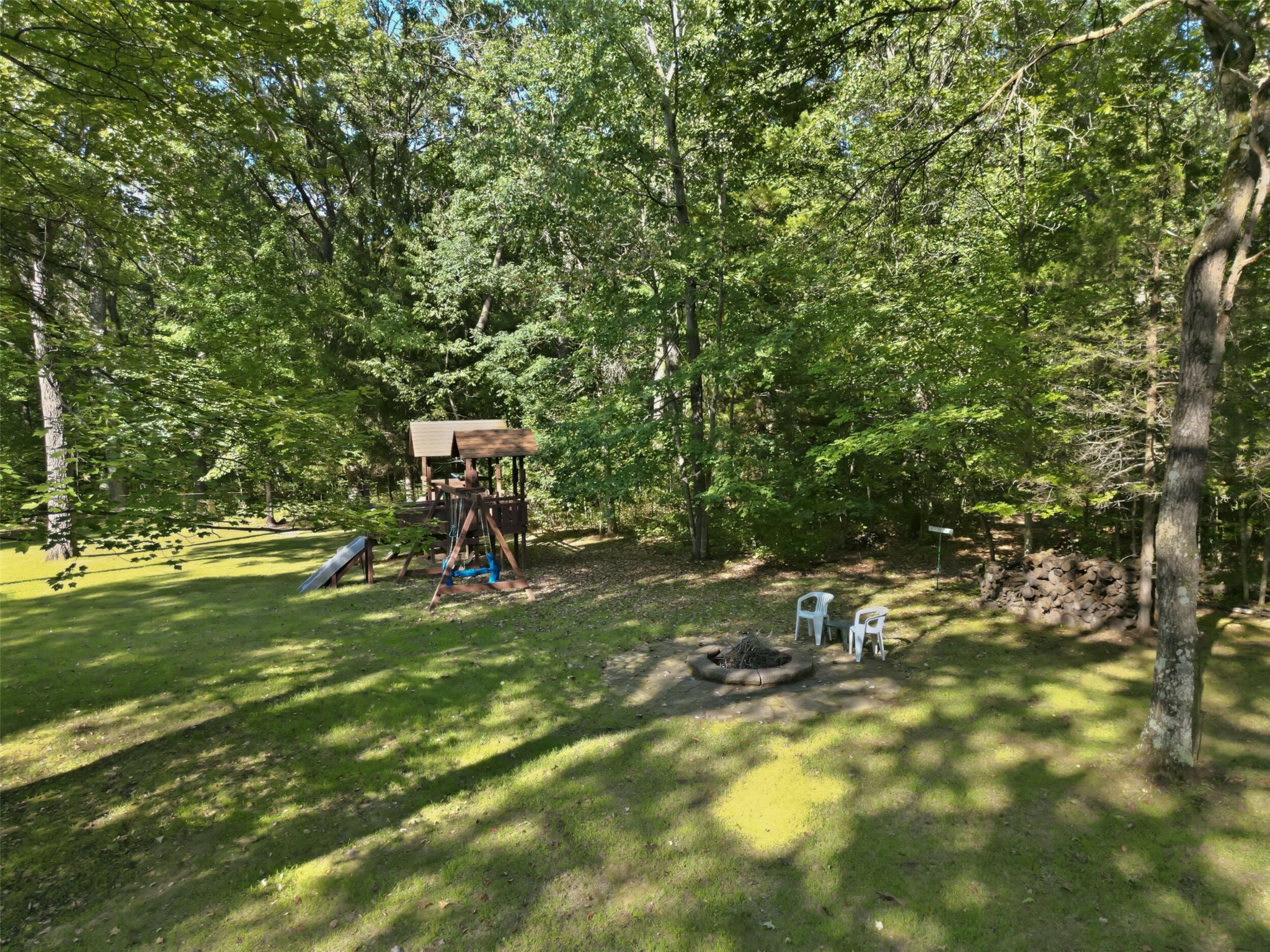 W2610 Rim Rock Road Property Photo 11