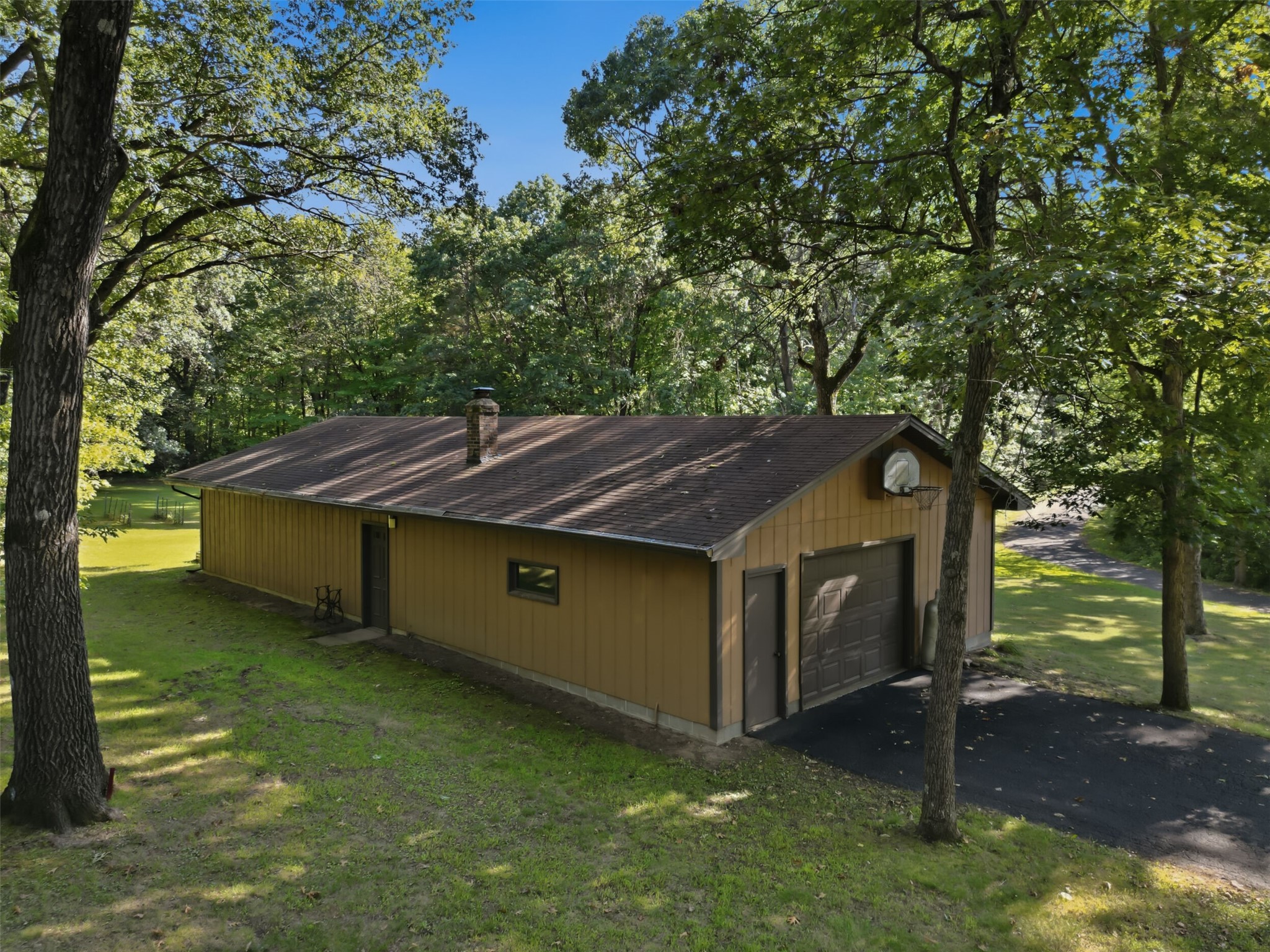 W2610 Rim Rock Road Property Photo 12