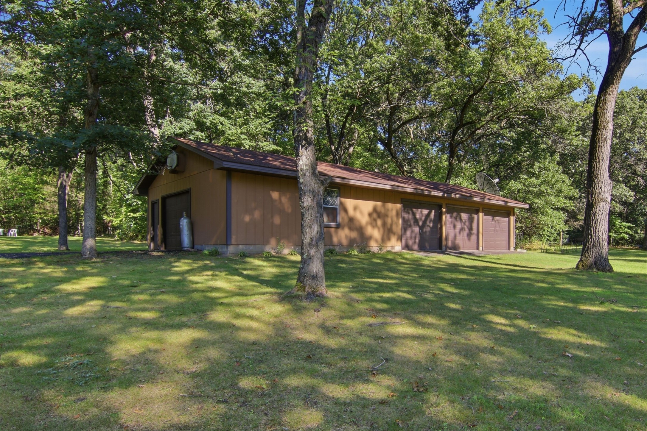 W2610 Rim Rock Road Property Photo 14