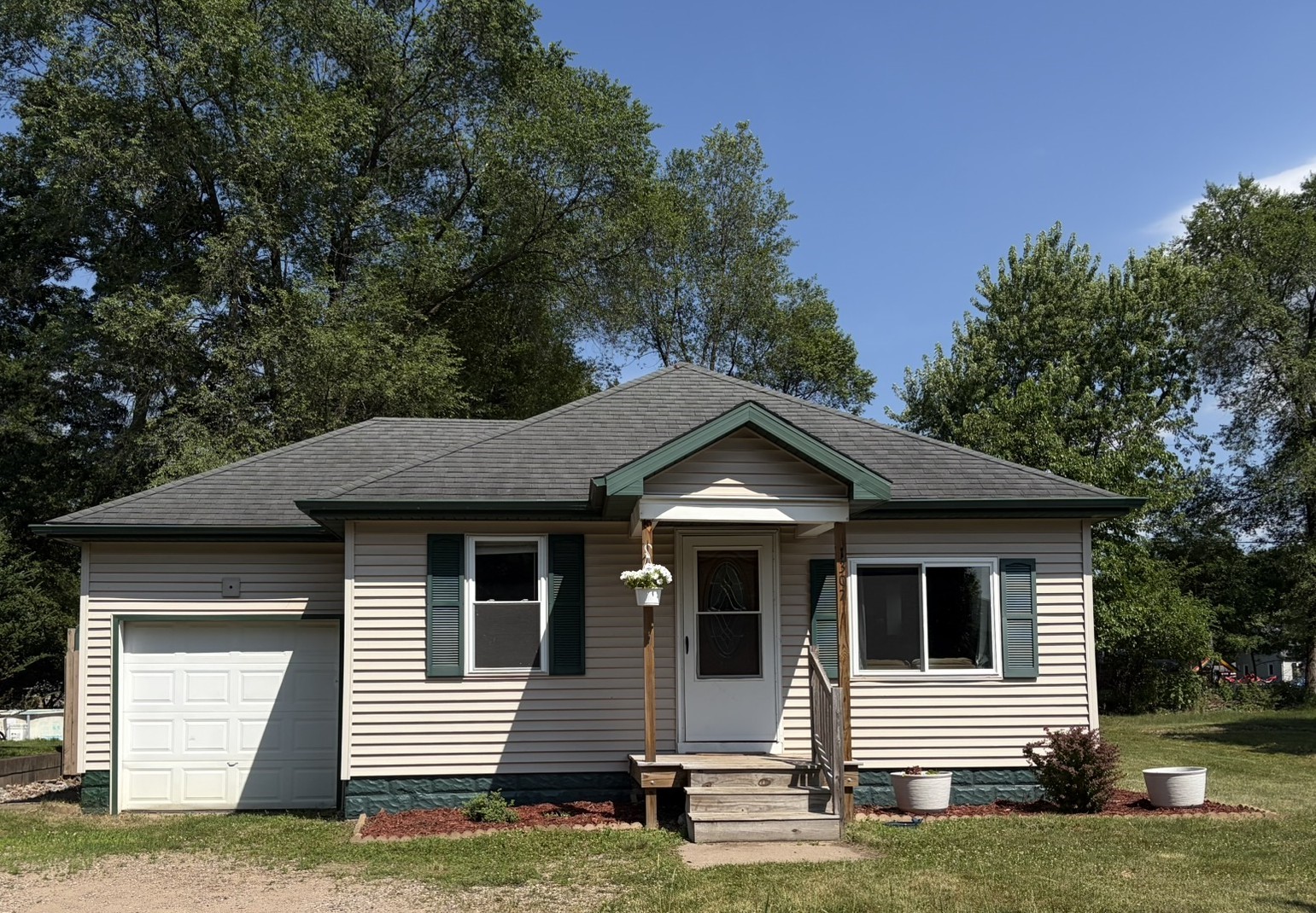 1307 Barron Street Property Photo 1