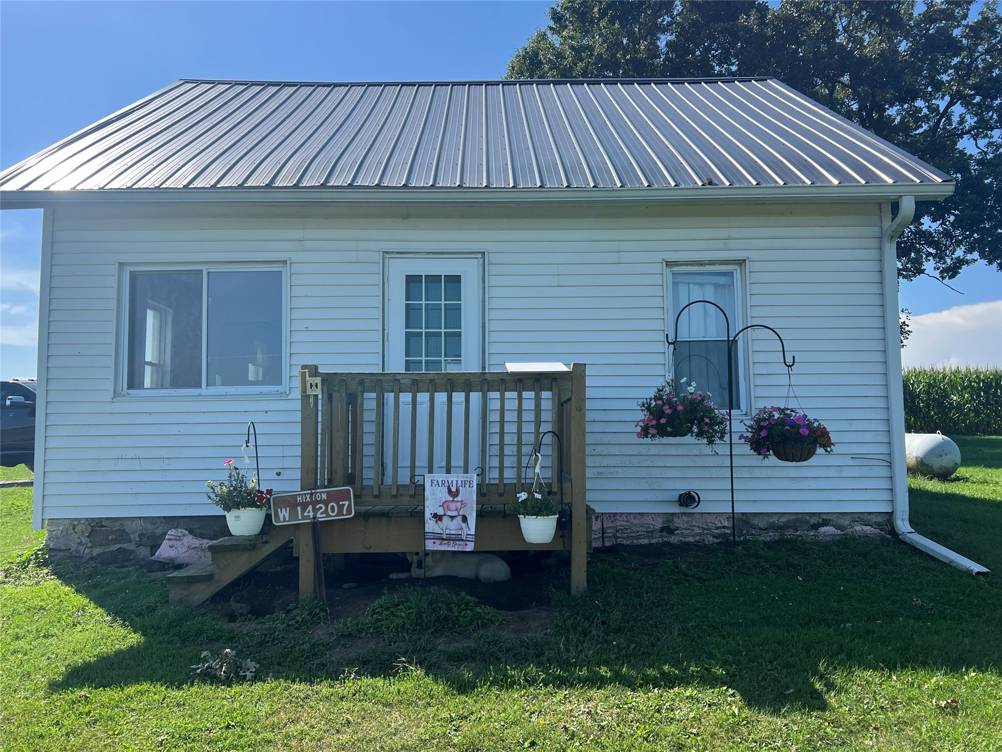 14207 Holmes Road Property Photo 5