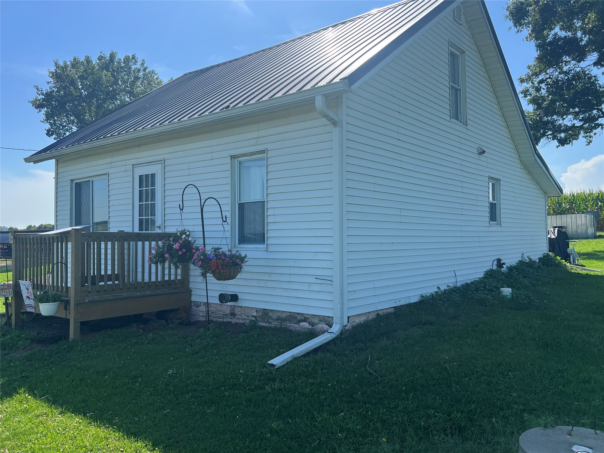14207 Holmes Road Property Photo 10