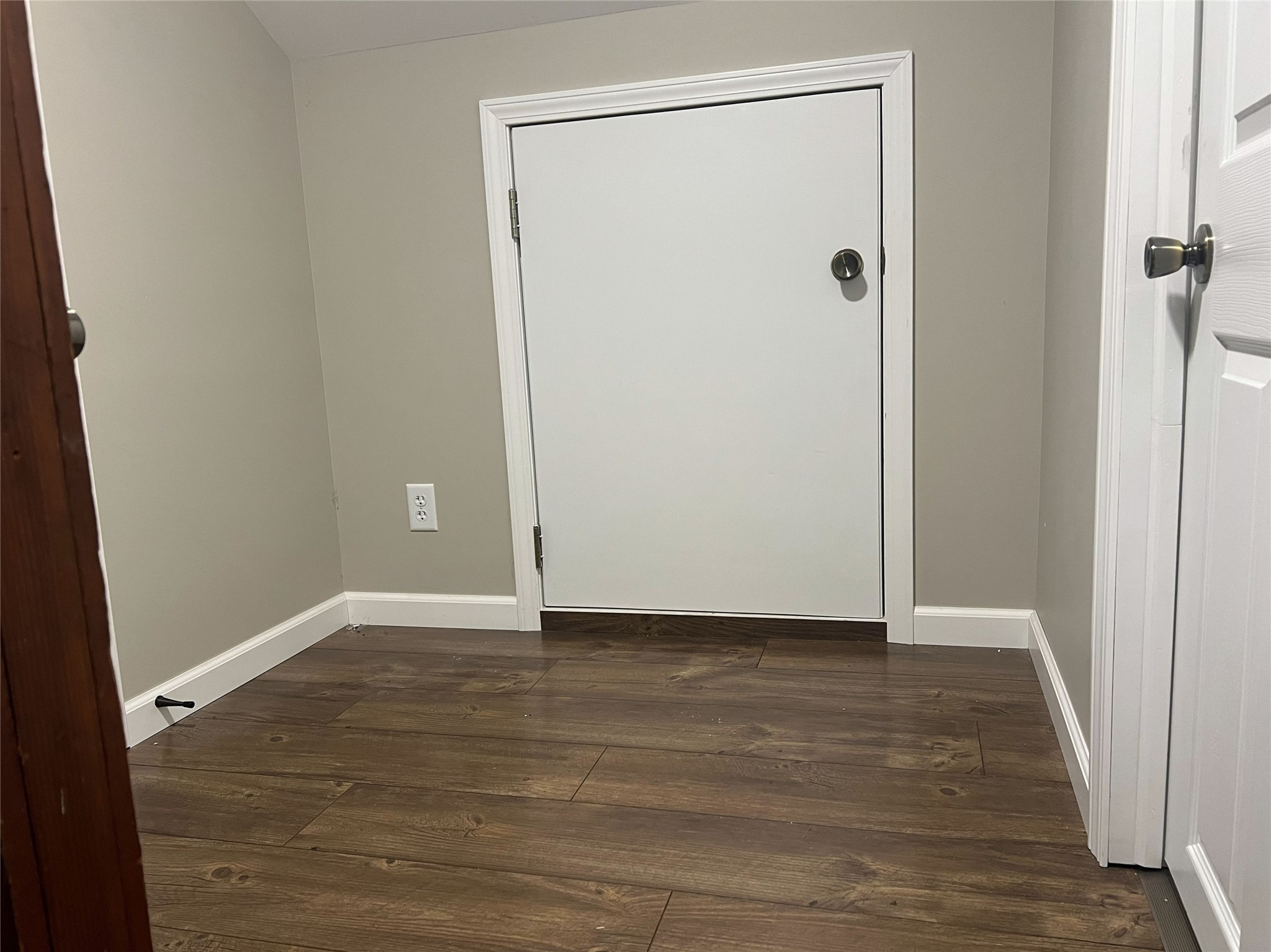 14207 Holmes Road Property Photo 23