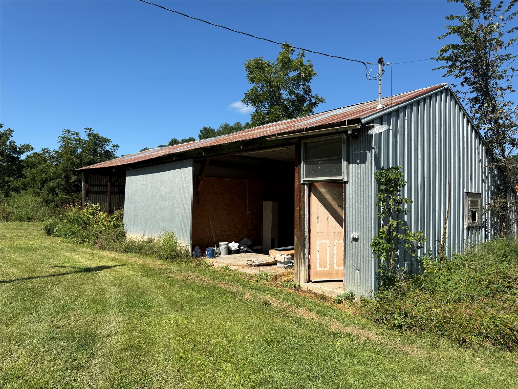W28324 Rainey Valley Road Property Photo 8