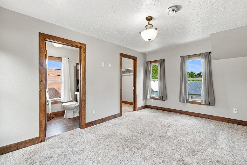 23913 Adams Street Property Photo 17