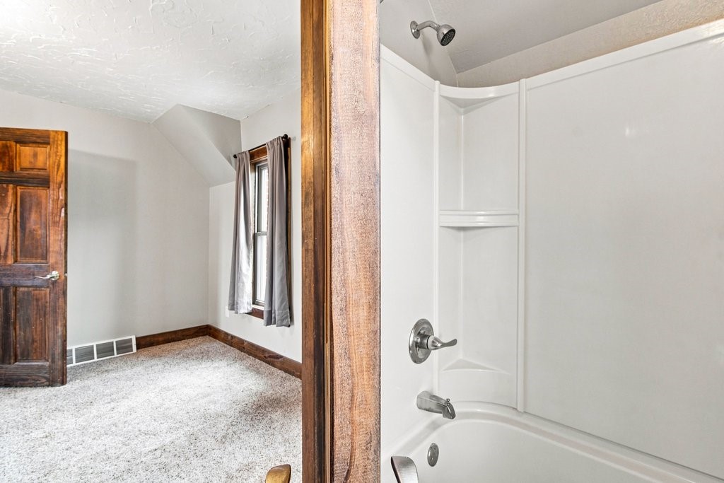 23913 Adams Street Property Photo 21