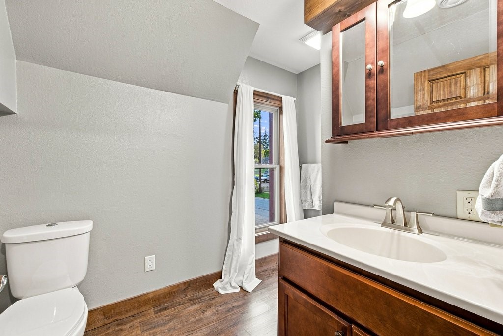 23913 Adams Street Property Photo 25