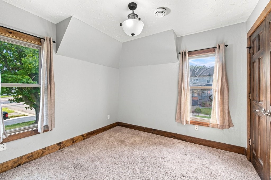 23913 Adams Street Property Photo 26